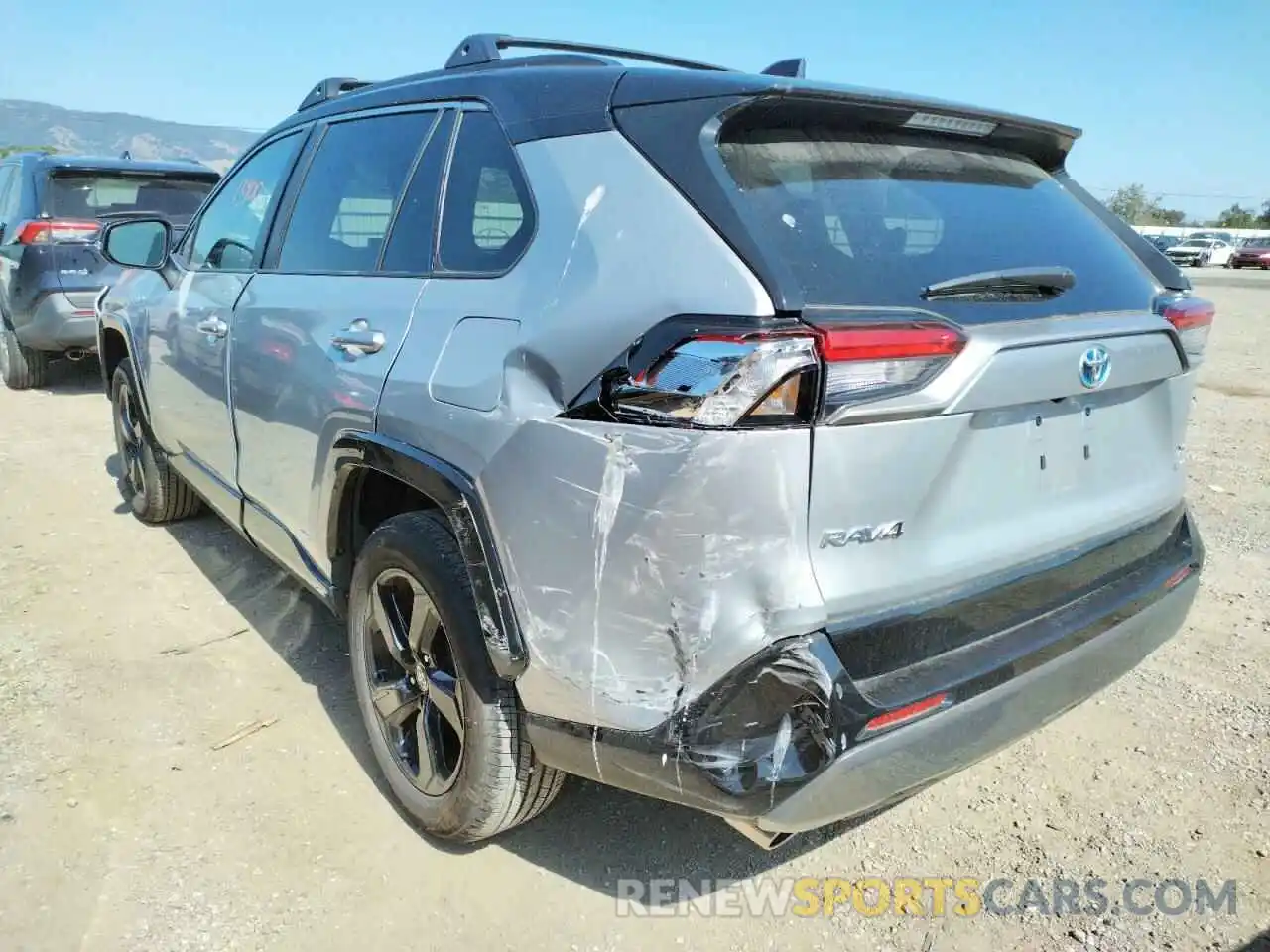 3 Photograph of a damaged car 2T3E6RFV2MW018013 TOYOTA RAV4 2021