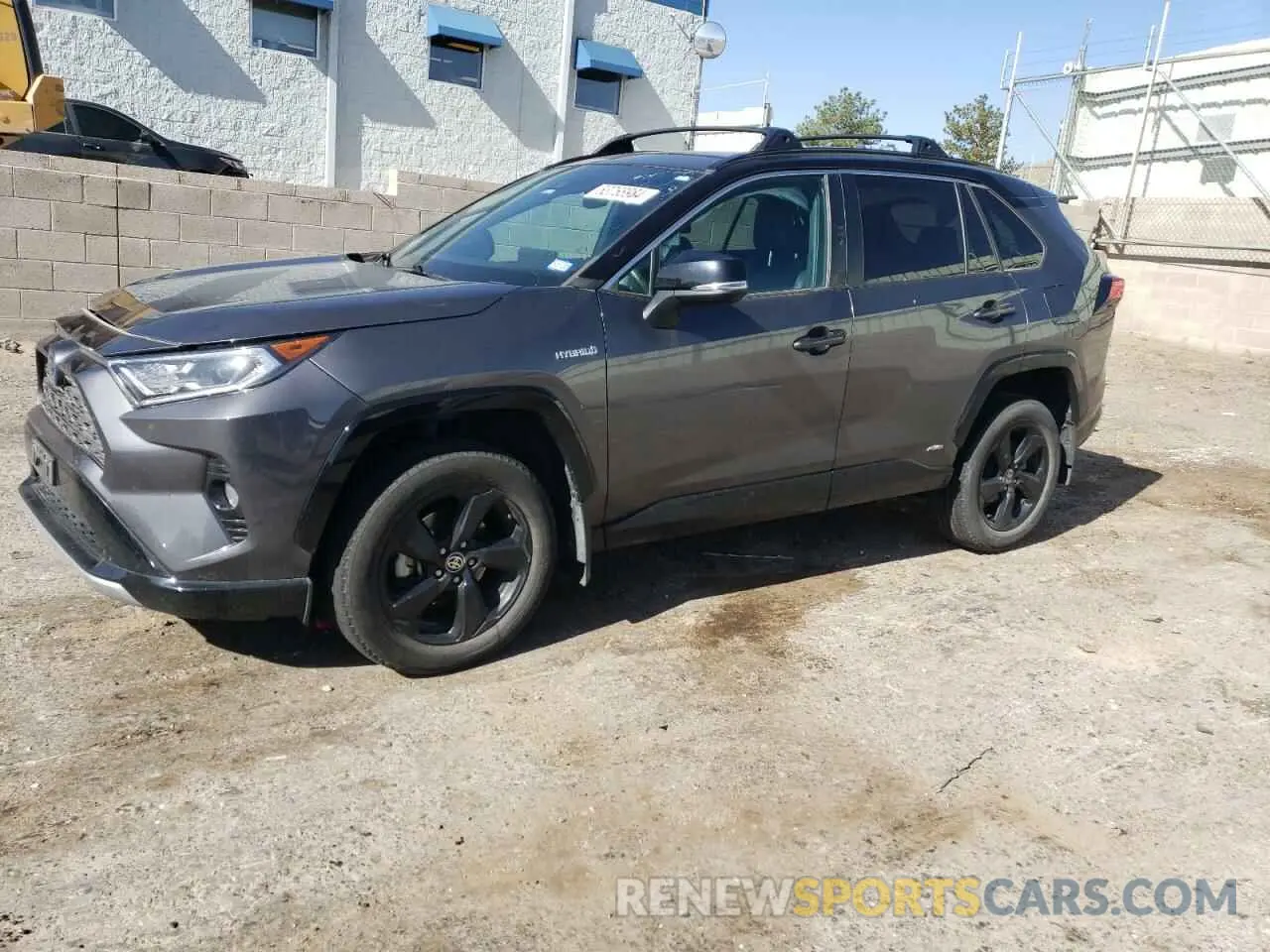 1 Photograph of a damaged car 2T3E6RFV4MW010592 TOYOTA RAV4 2021