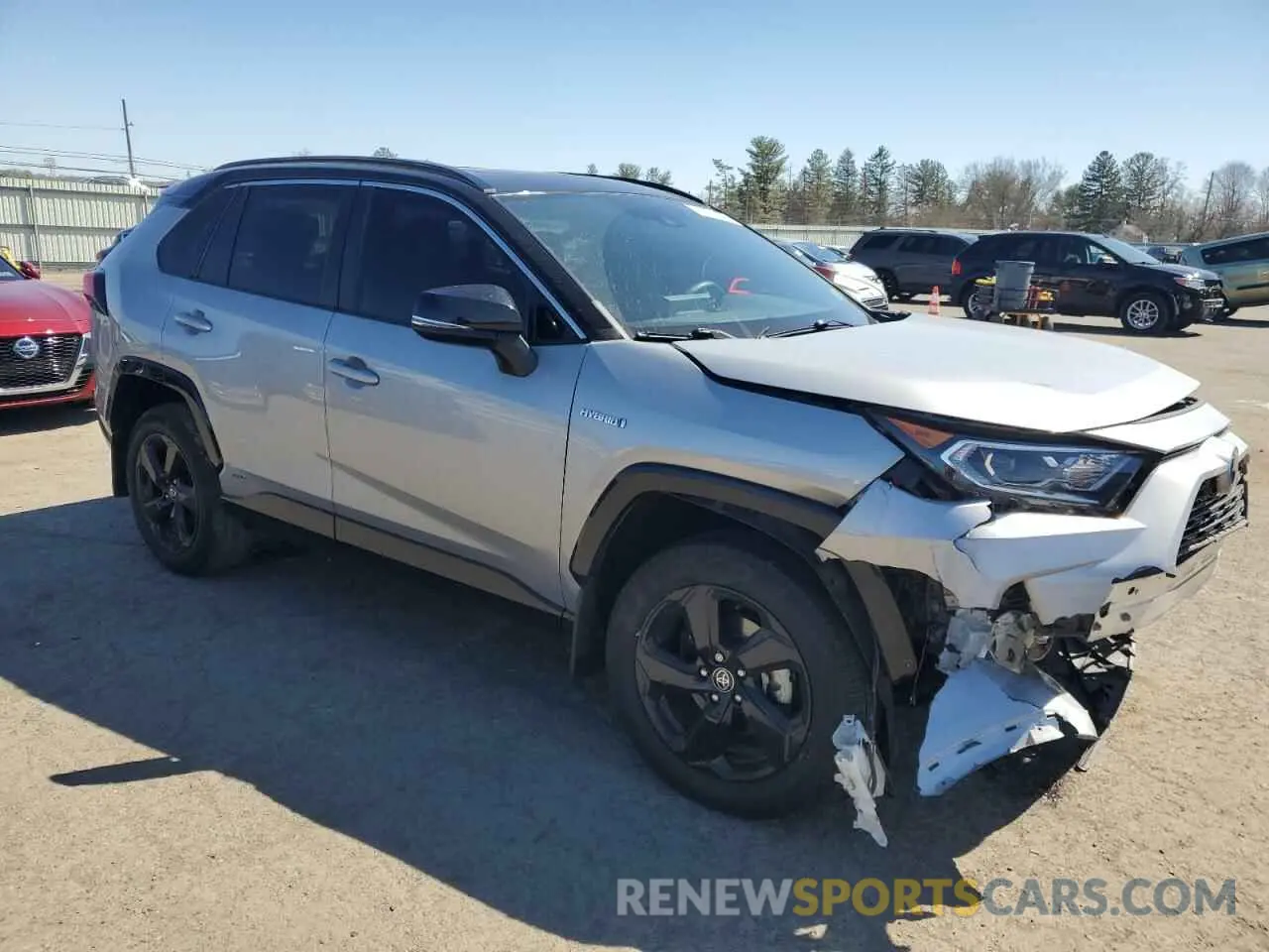 4 Photograph of a damaged car 2T3E6RFV4MW024394 TOYOTA RAV4 2021