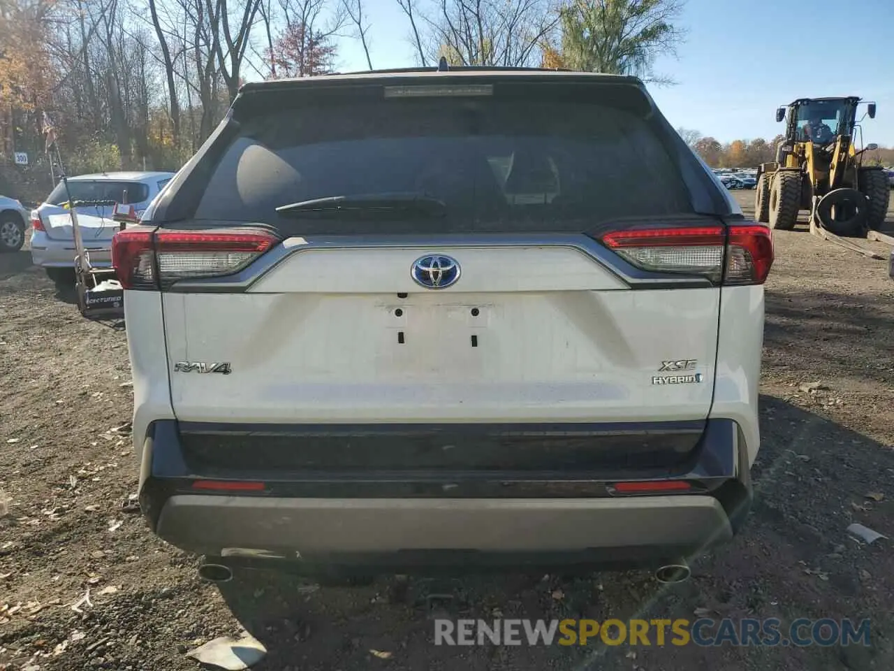 6 Photograph of a damaged car 2T3E6RFV5MW002341 TOYOTA RAV4 2021