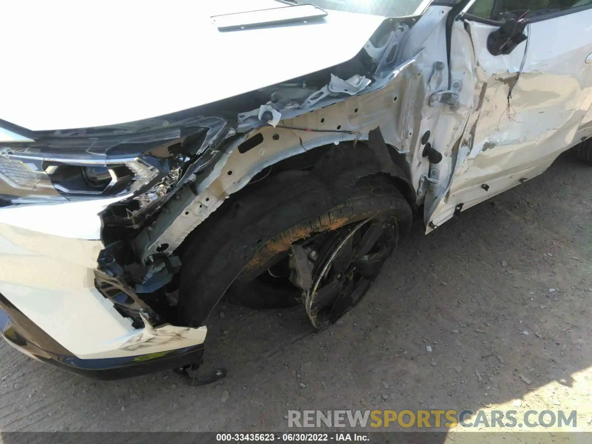 6 Photograph of a damaged car 2T3E6RFV6MW010660 TOYOTA RAV4 2021