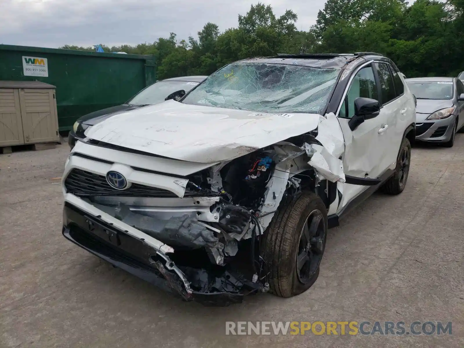 2 Photograph of a damaged car 2T3E6RFV6MW016667 TOYOTA RAV4 2021