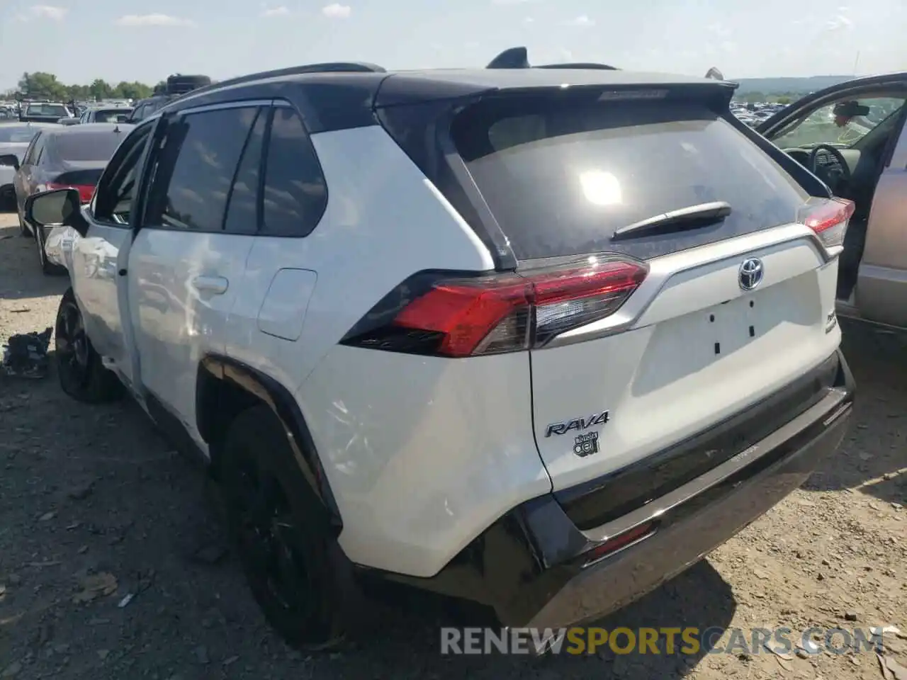 3 Photograph of a damaged car 2T3E6RFV7MW010831 TOYOTA RAV4 2021