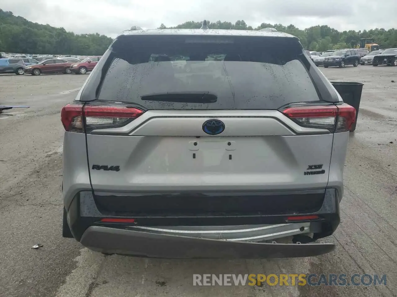 6 Photograph of a damaged car 2T3E6RFV7MW027614 TOYOTA RAV4 2021