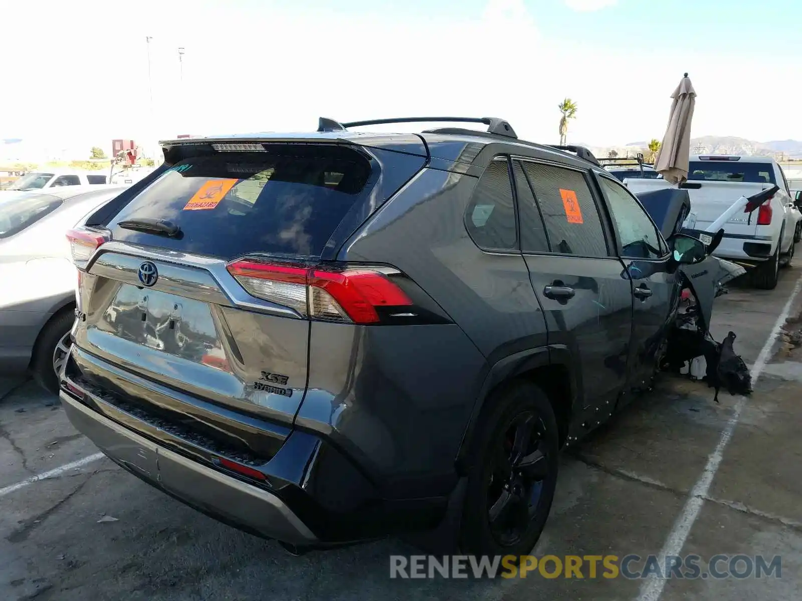 4 Photograph of a damaged car 2T3E6RFV8MW007646 TOYOTA RAV4 2021