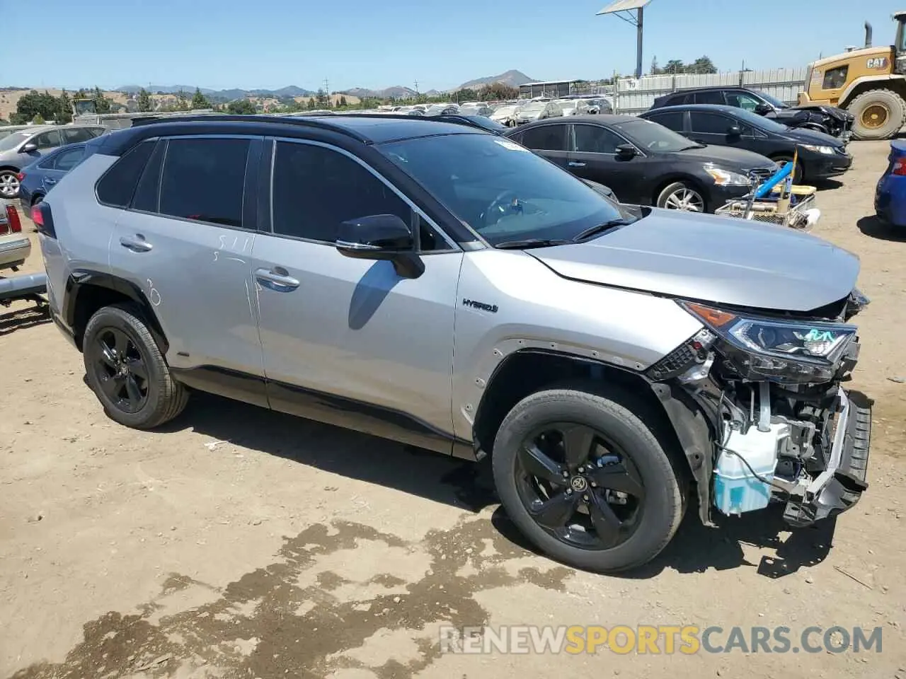 4 Photograph of a damaged car 2T3E6RFV8MW024298 TOYOTA RAV4 2021