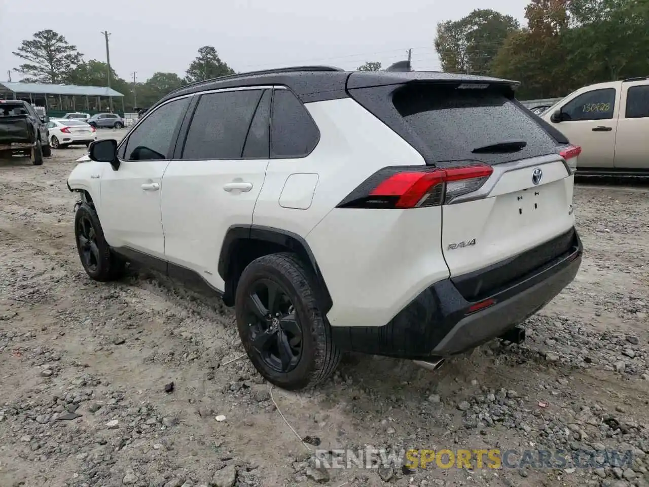 3 Photograph of a damaged car 2T3E6RFV8MW027203 TOYOTA RAV4 2021