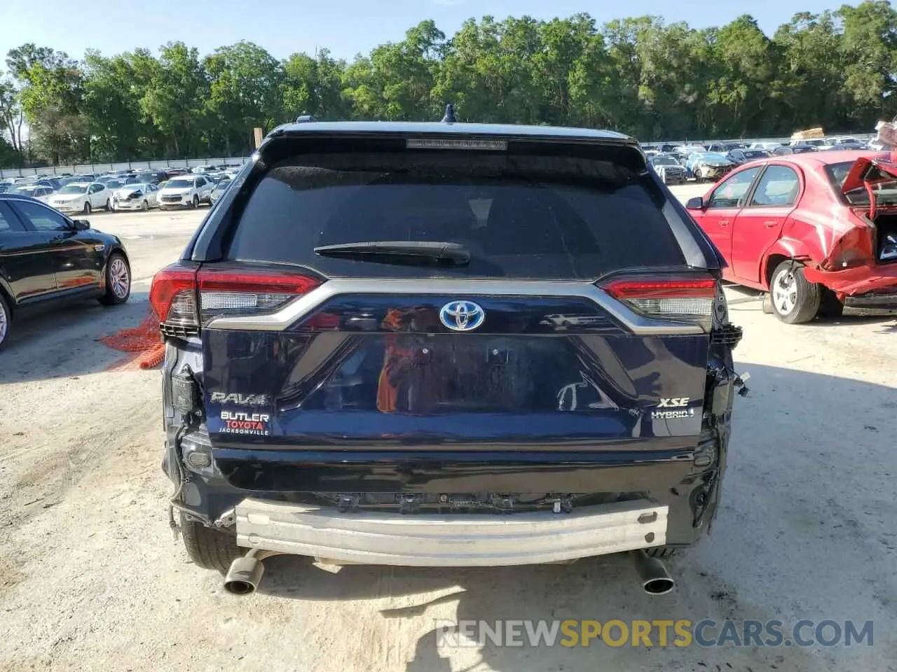 6 Photograph of a damaged car 2T3E6RFV9MW005484 TOYOTA RAV4 2021
