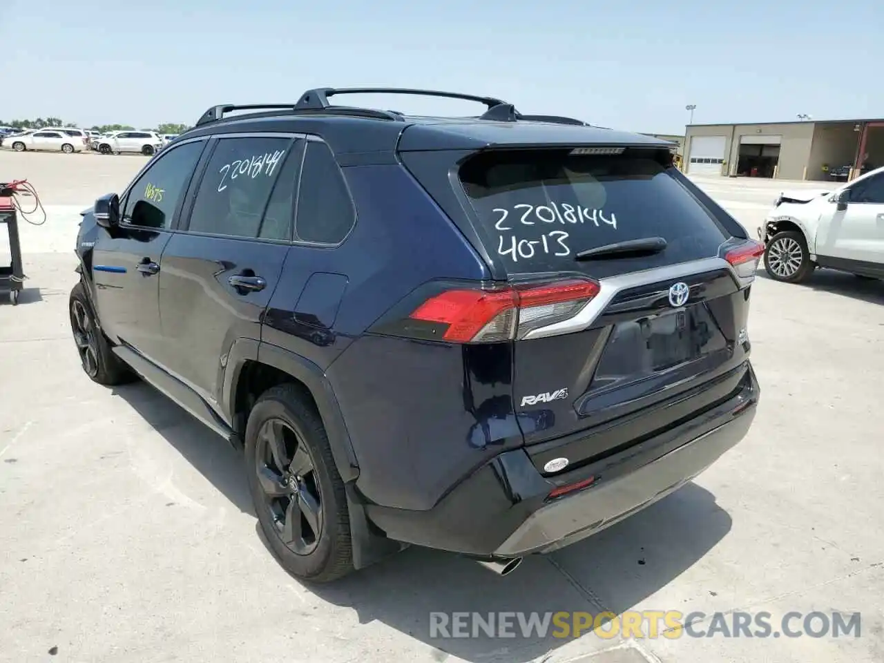 3 Photograph of a damaged car 2T3E6RFVXMW016042 TOYOTA RAV4 2021