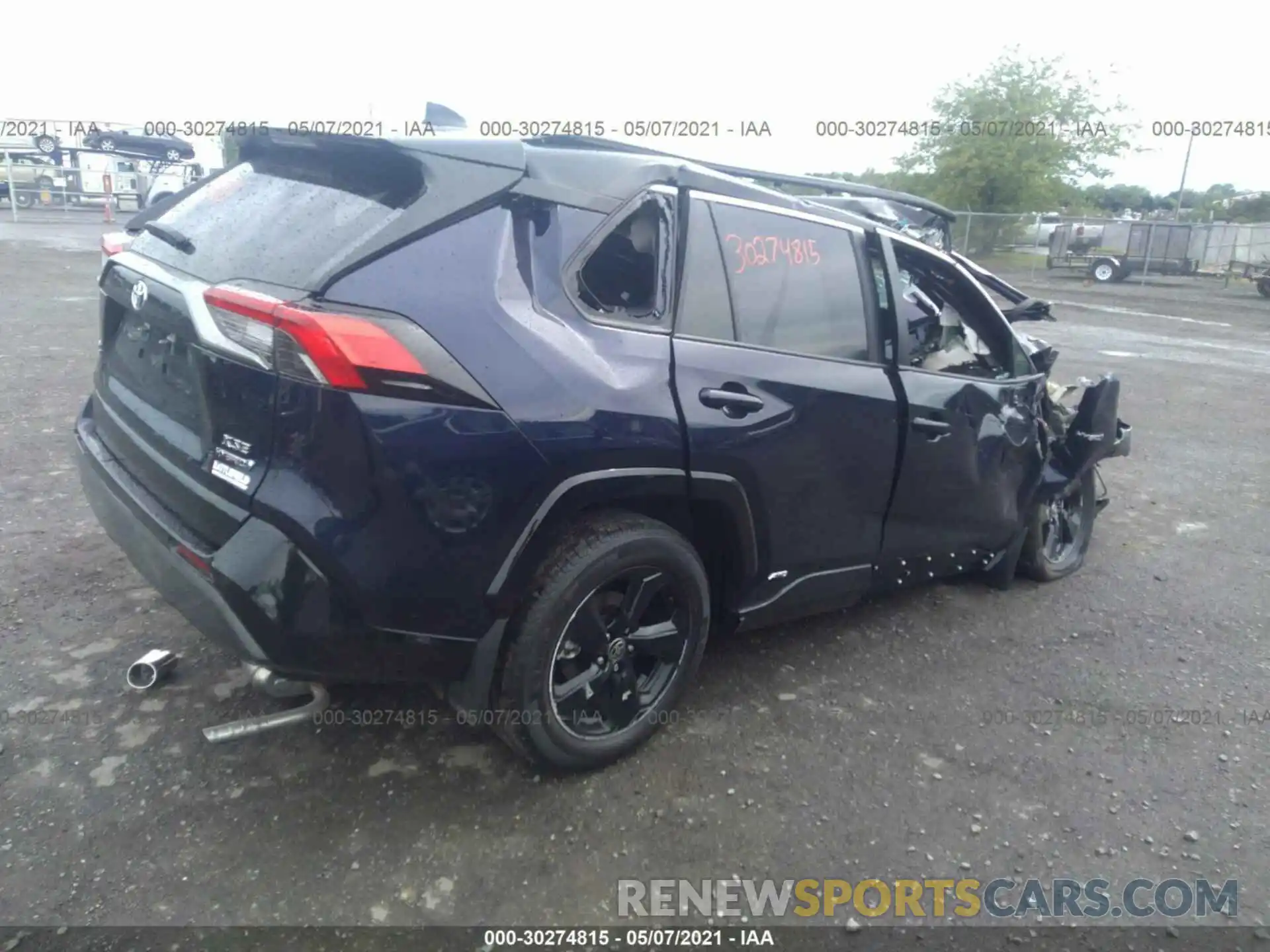 4 Photograph of a damaged car 2T3E6RFVXMW022911 TOYOTA RAV4 2021