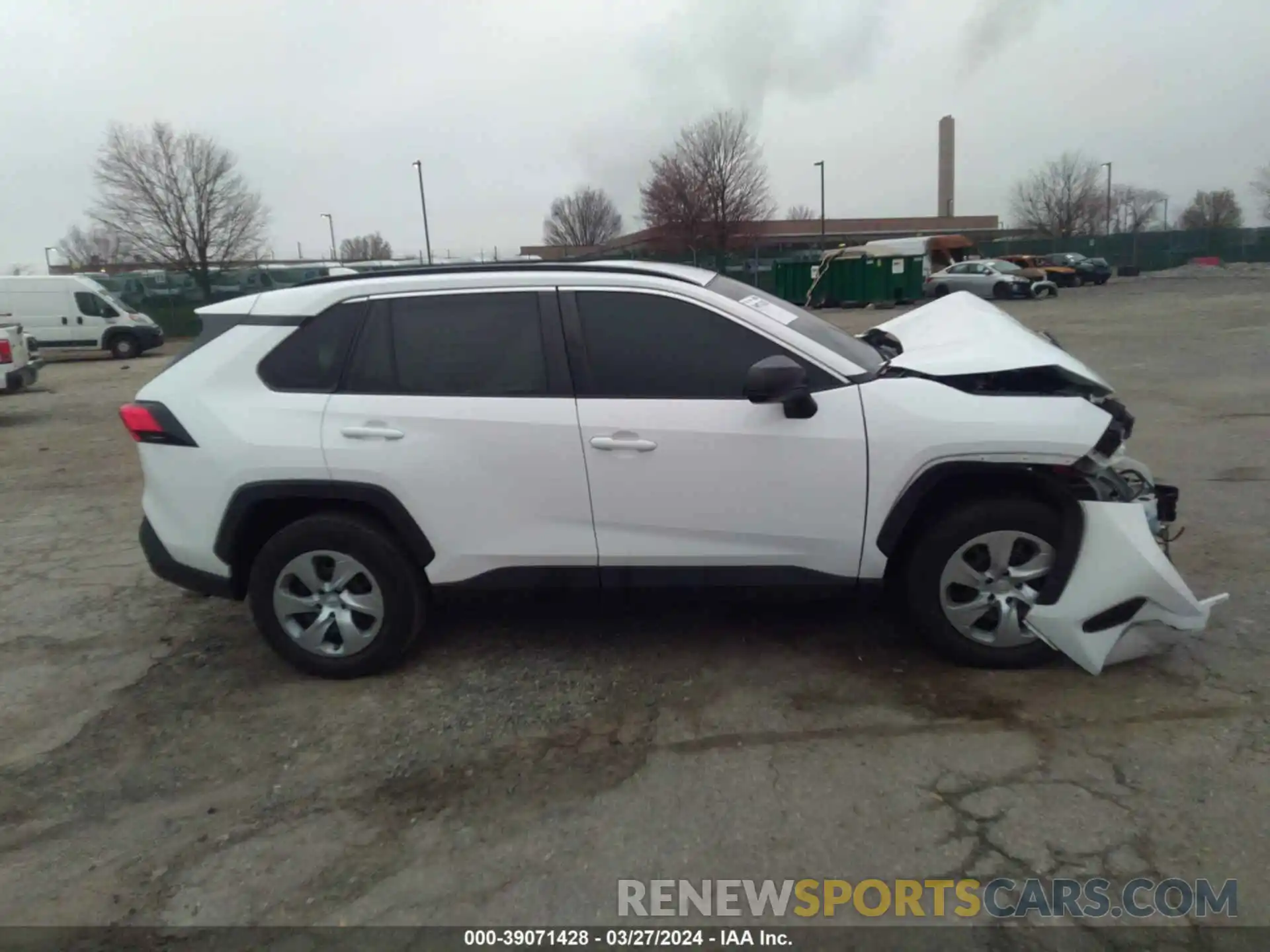 13 Photograph of a damaged car 2T3F1RFV0MC165323 TOYOTA RAV4 2021