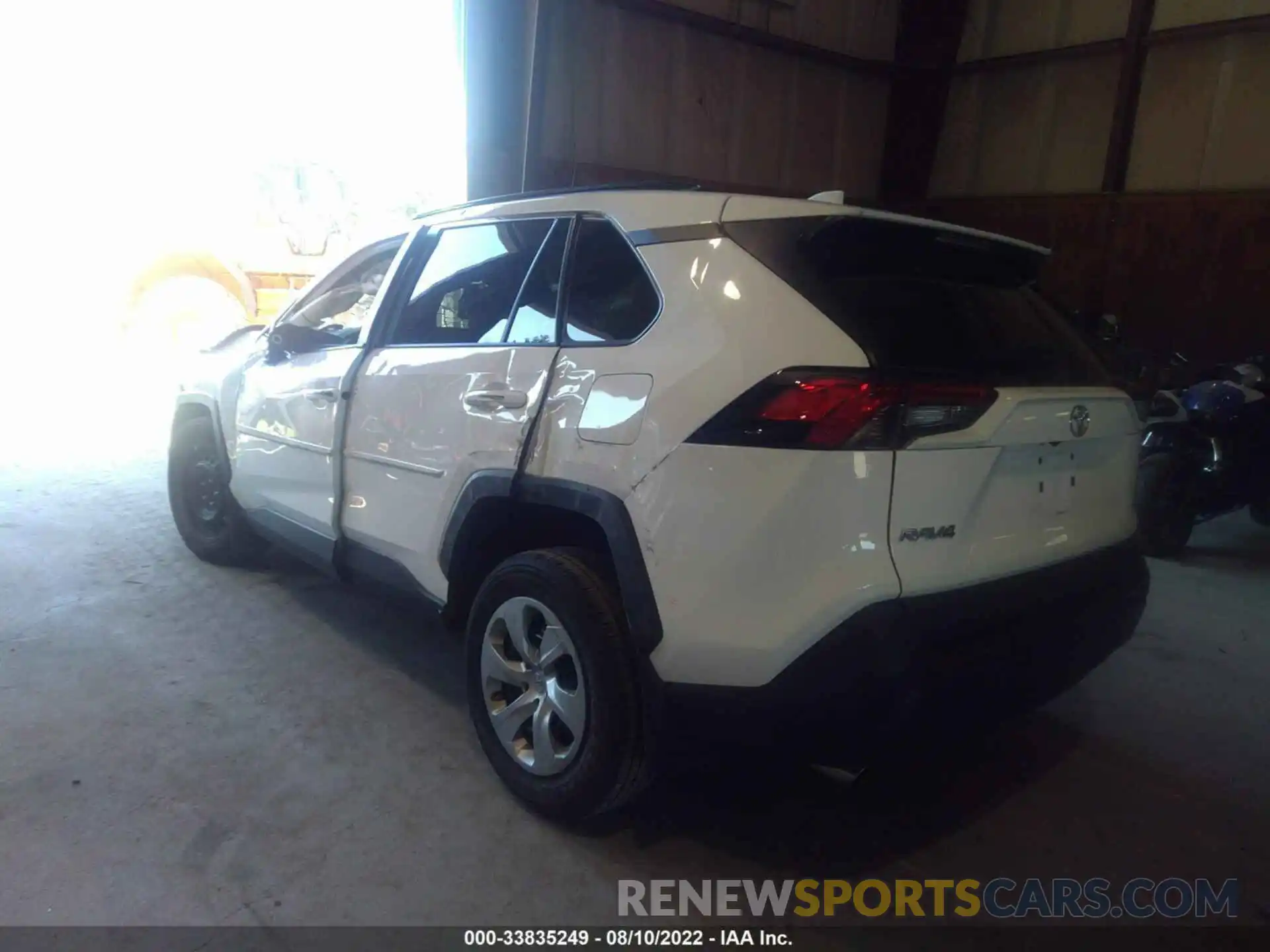 3 Photograph of a damaged car 2T3F1RFV0MC170389 TOYOTA RAV4 2021