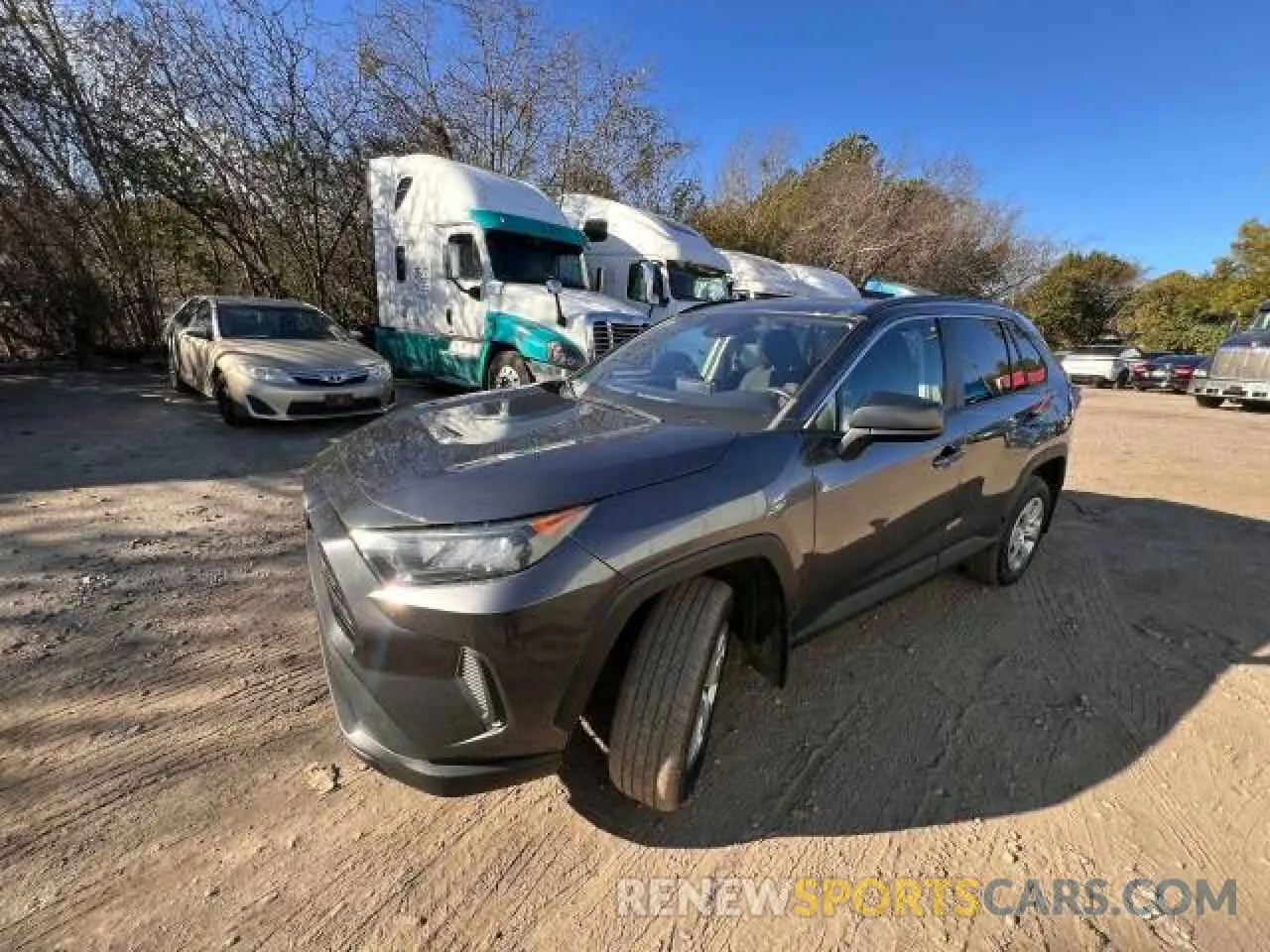 2 Photograph of a damaged car 2T3F1RFV0MC185698 TOYOTA RAV4 2021