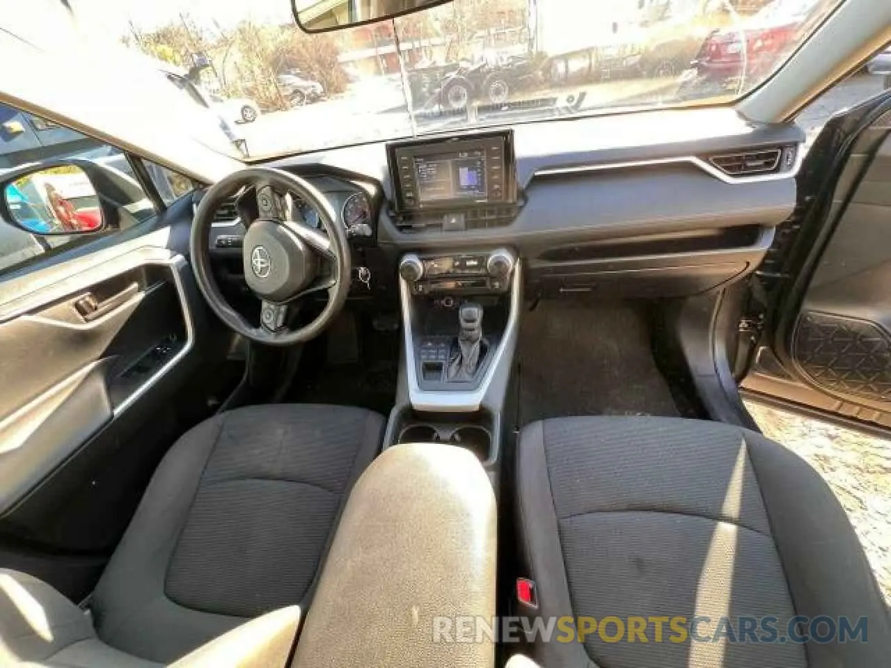 9 Photograph of a damaged car 2T3F1RFV0MC185698 TOYOTA RAV4 2021