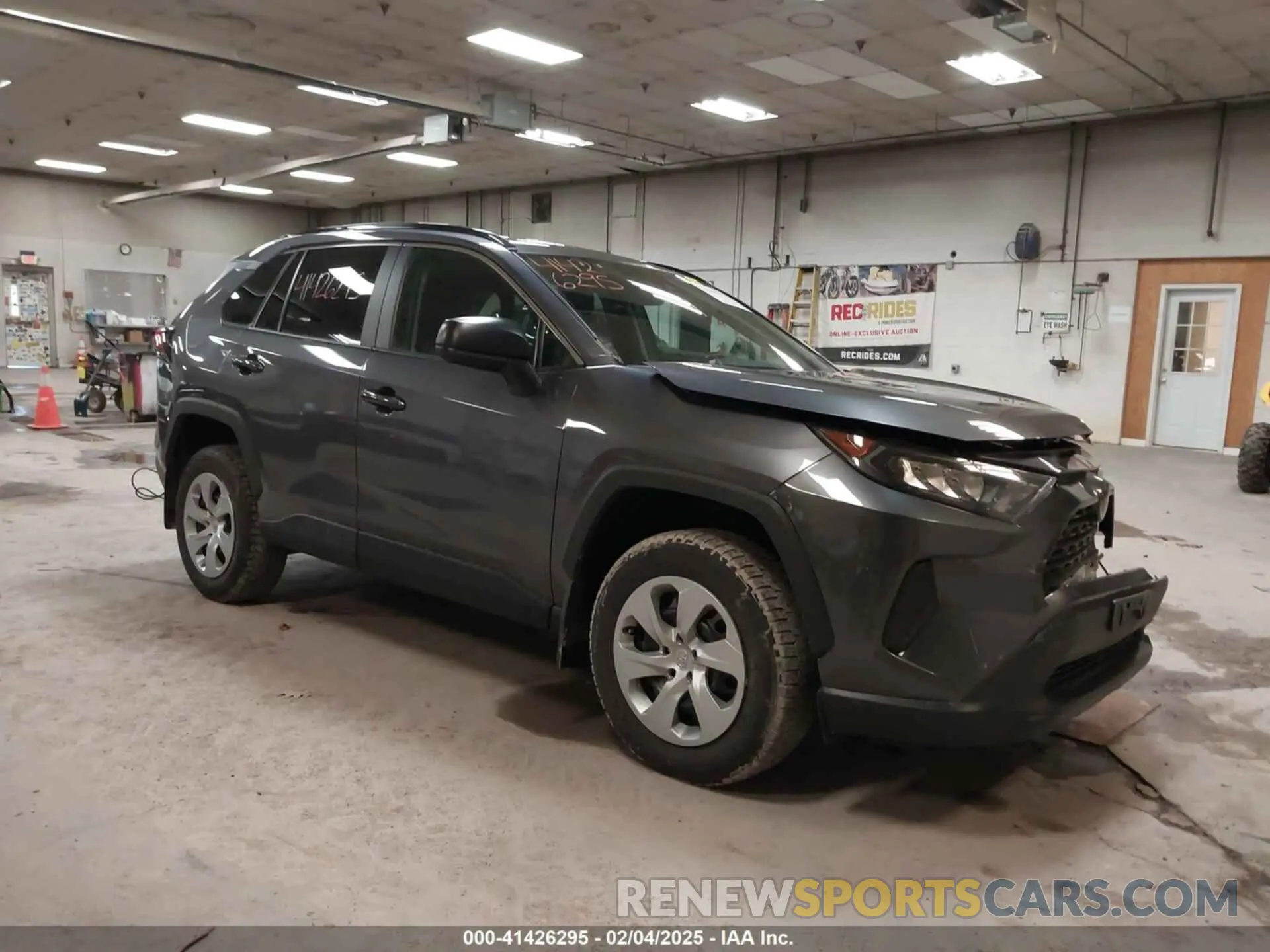 1 Photograph of a damaged car 2T3F1RFV0MC204959 TOYOTA RAV4 2021