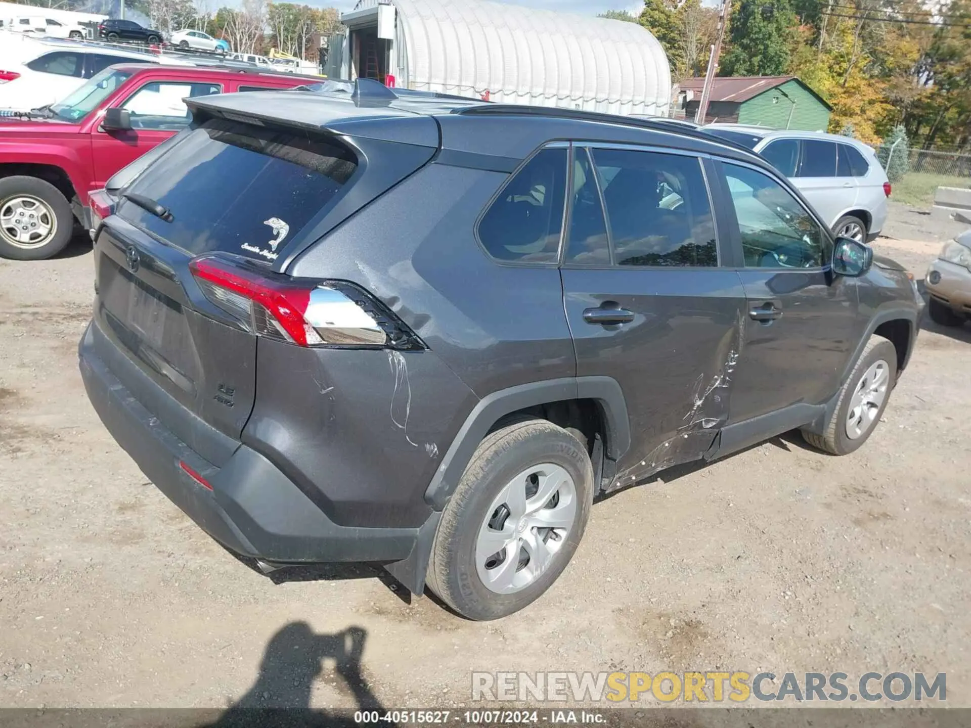 4 Photograph of a damaged car 2T3F1RFV0MC238027 TOYOTA RAV4 2021