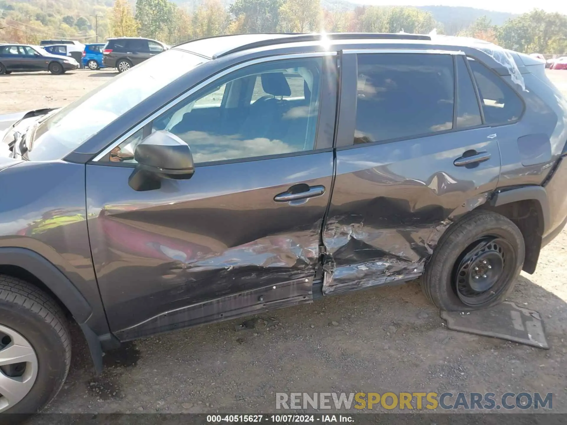 6 Photograph of a damaged car 2T3F1RFV0MC238027 TOYOTA RAV4 2021