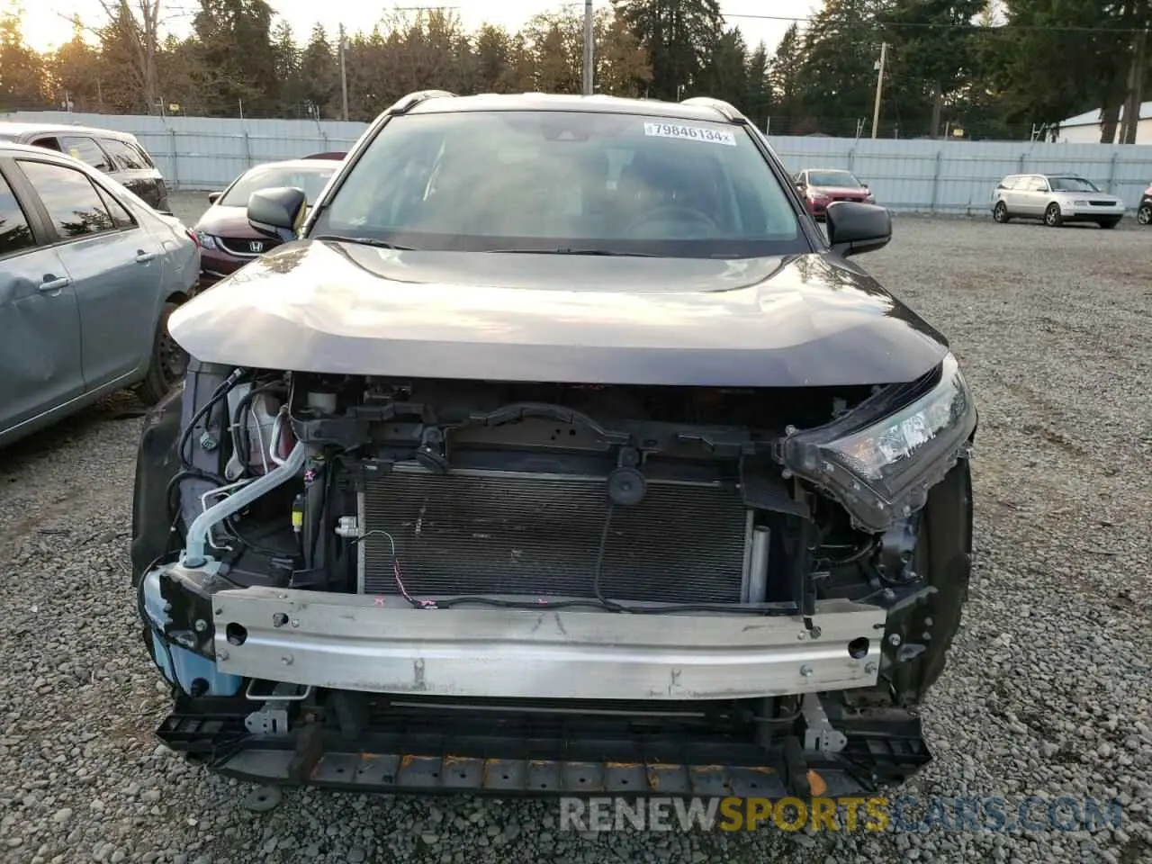 5 Photograph of a damaged car 2T3F1RFV0MW142056 TOYOTA RAV4 2021