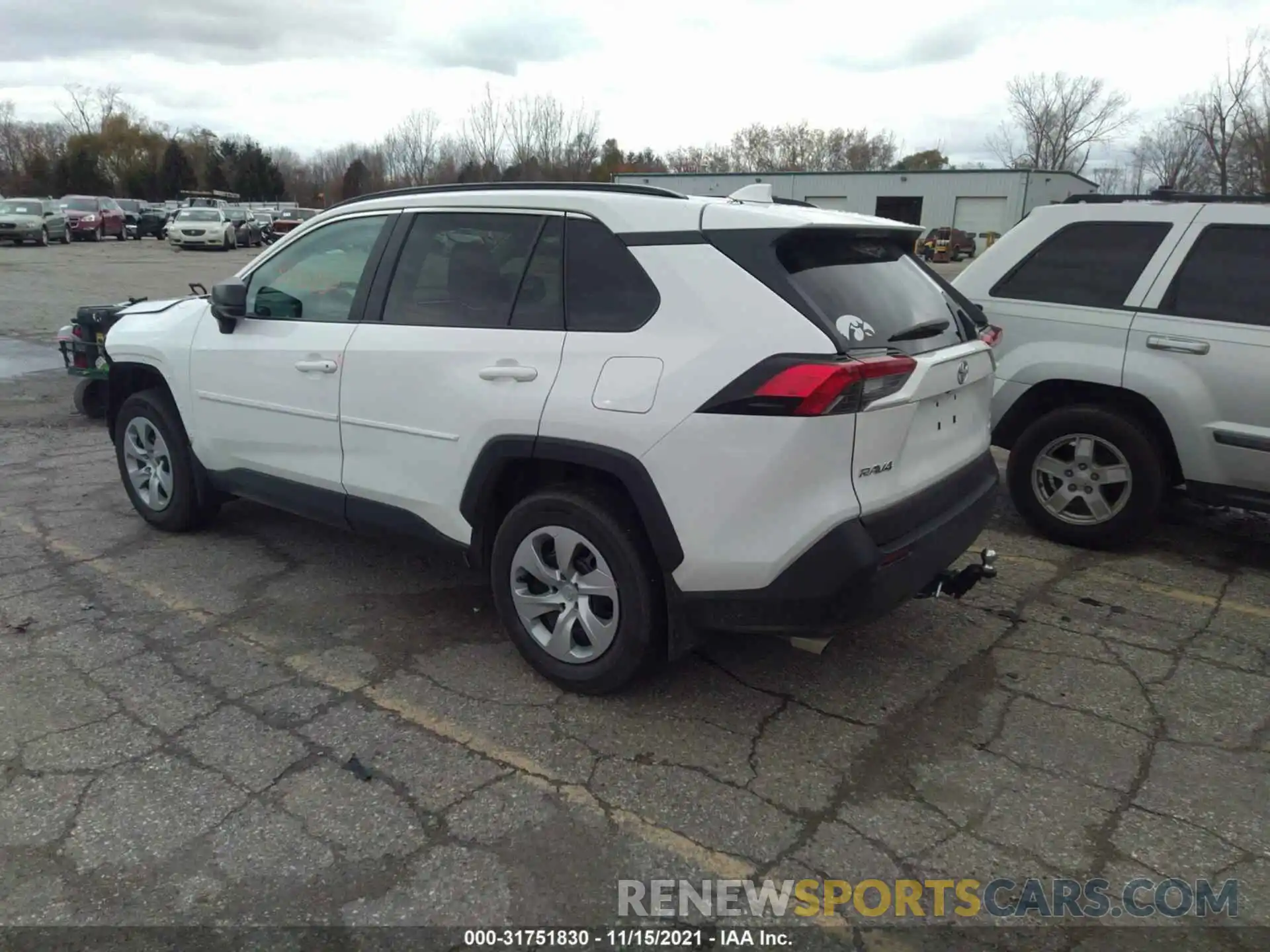 3 Photograph of a damaged car 2T3F1RFV0MW166471 TOYOTA RAV4 2021