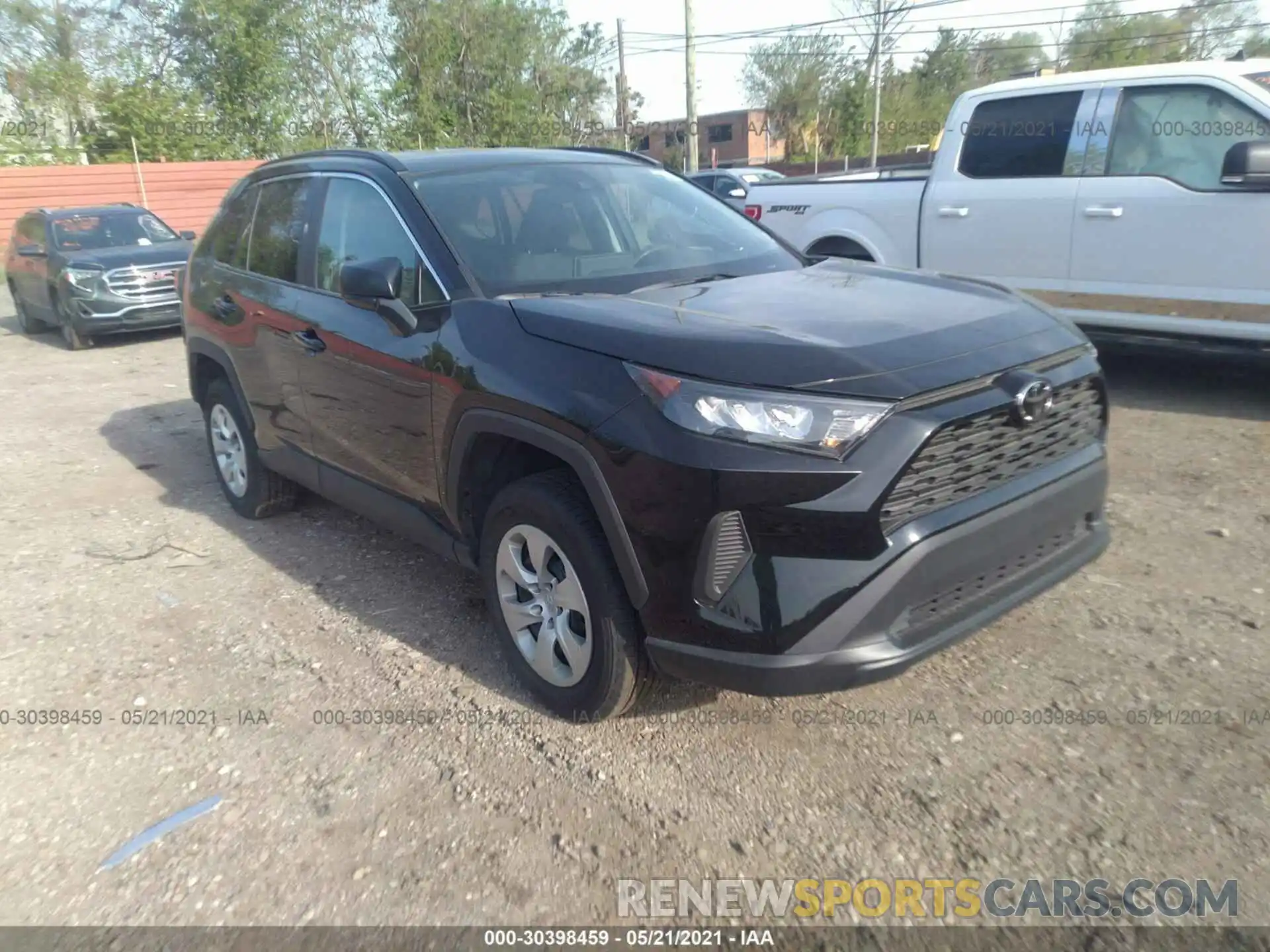 1 Photograph of a damaged car 2T3F1RFV0MW181648 TOYOTA RAV4 2021