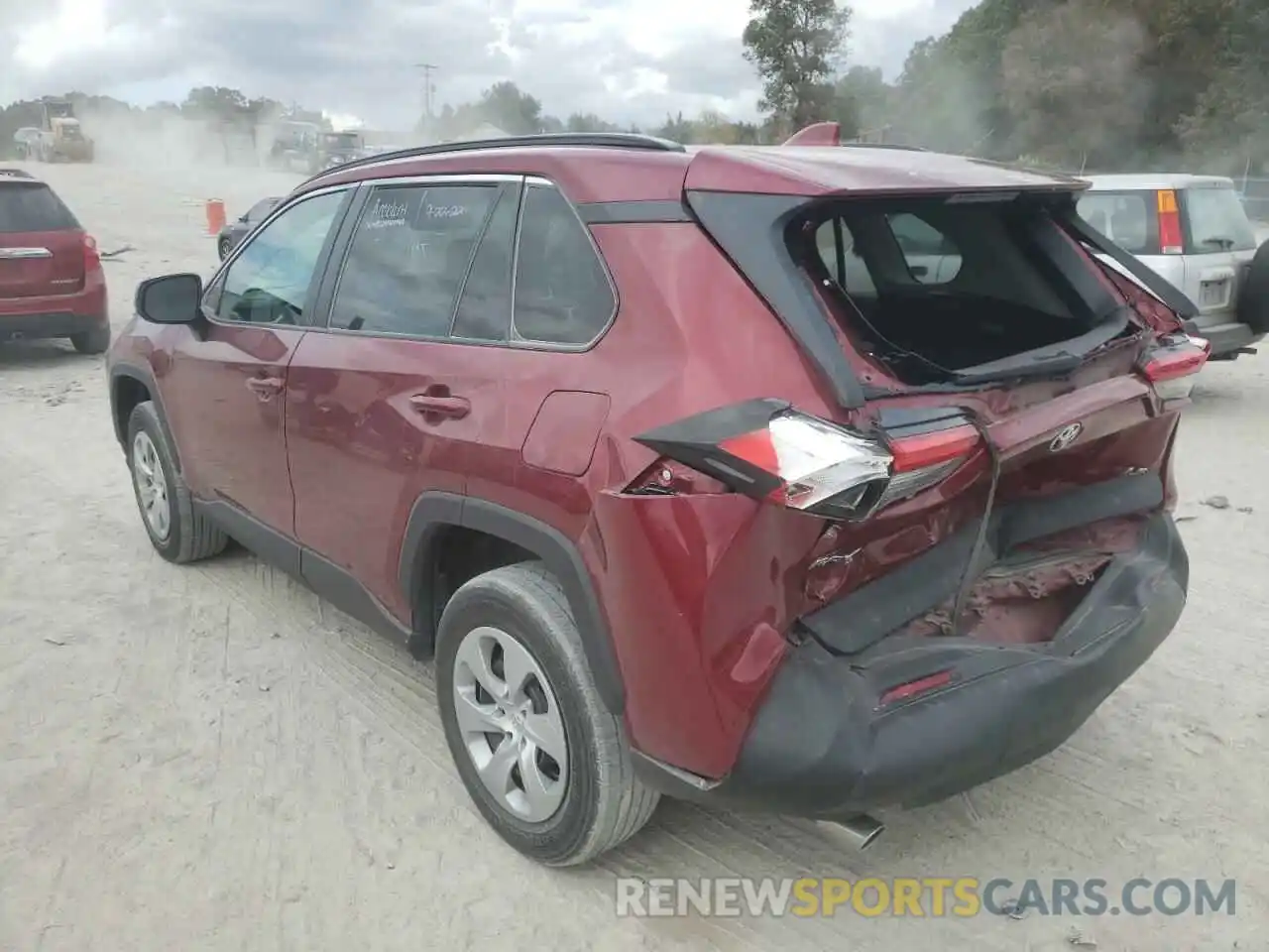 3 Photograph of a damaged car 2T3F1RFV0MW185585 TOYOTA RAV4 2021