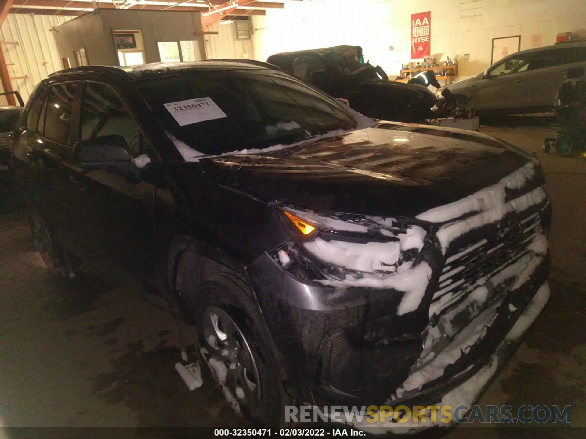 1 Photograph of a damaged car 2T3F1RFV0MW185652 TOYOTA RAV4 2021