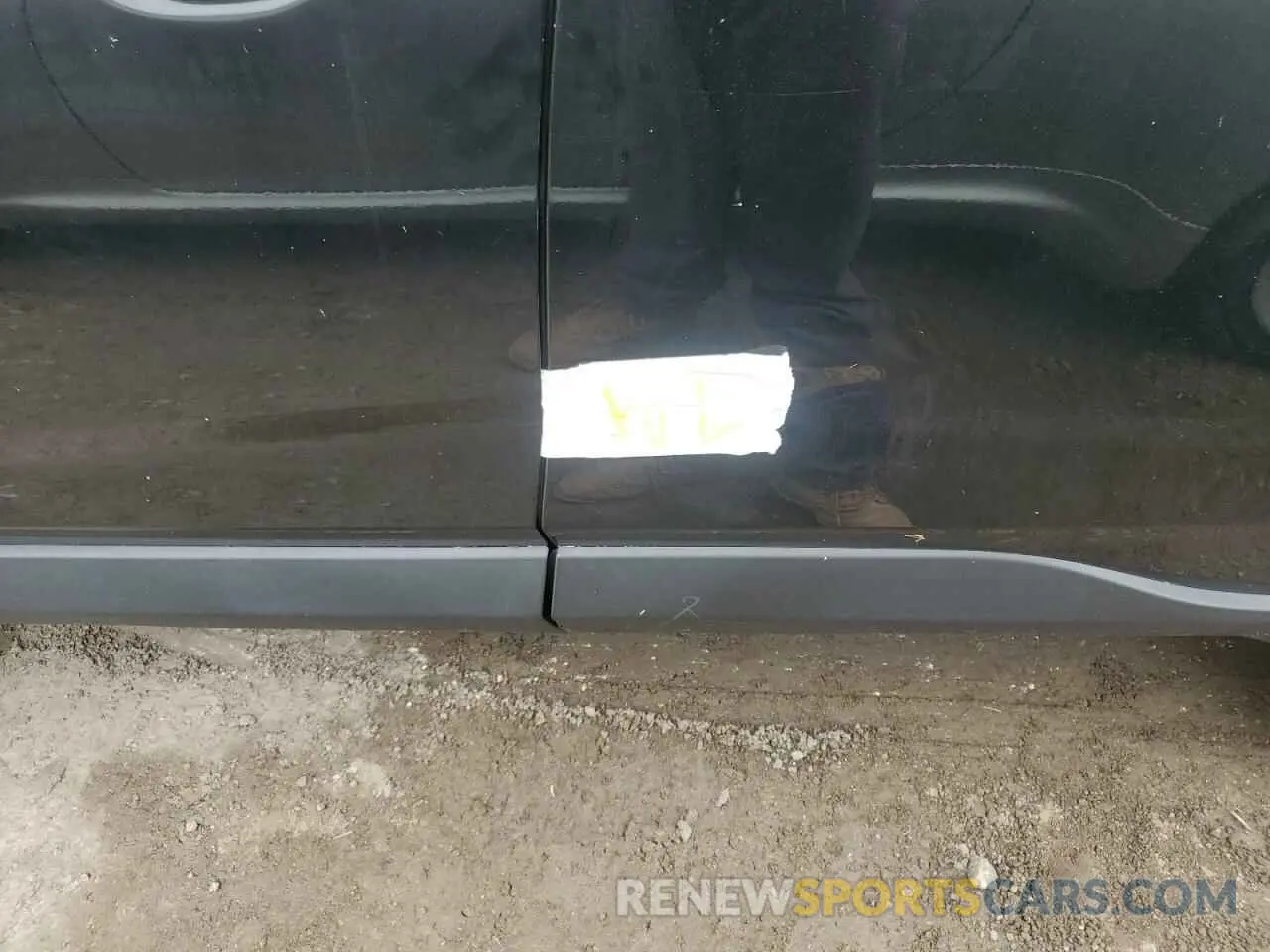 13 Photograph of a damaged car 2T3F1RFV0MW203874 TOYOTA RAV4 2021