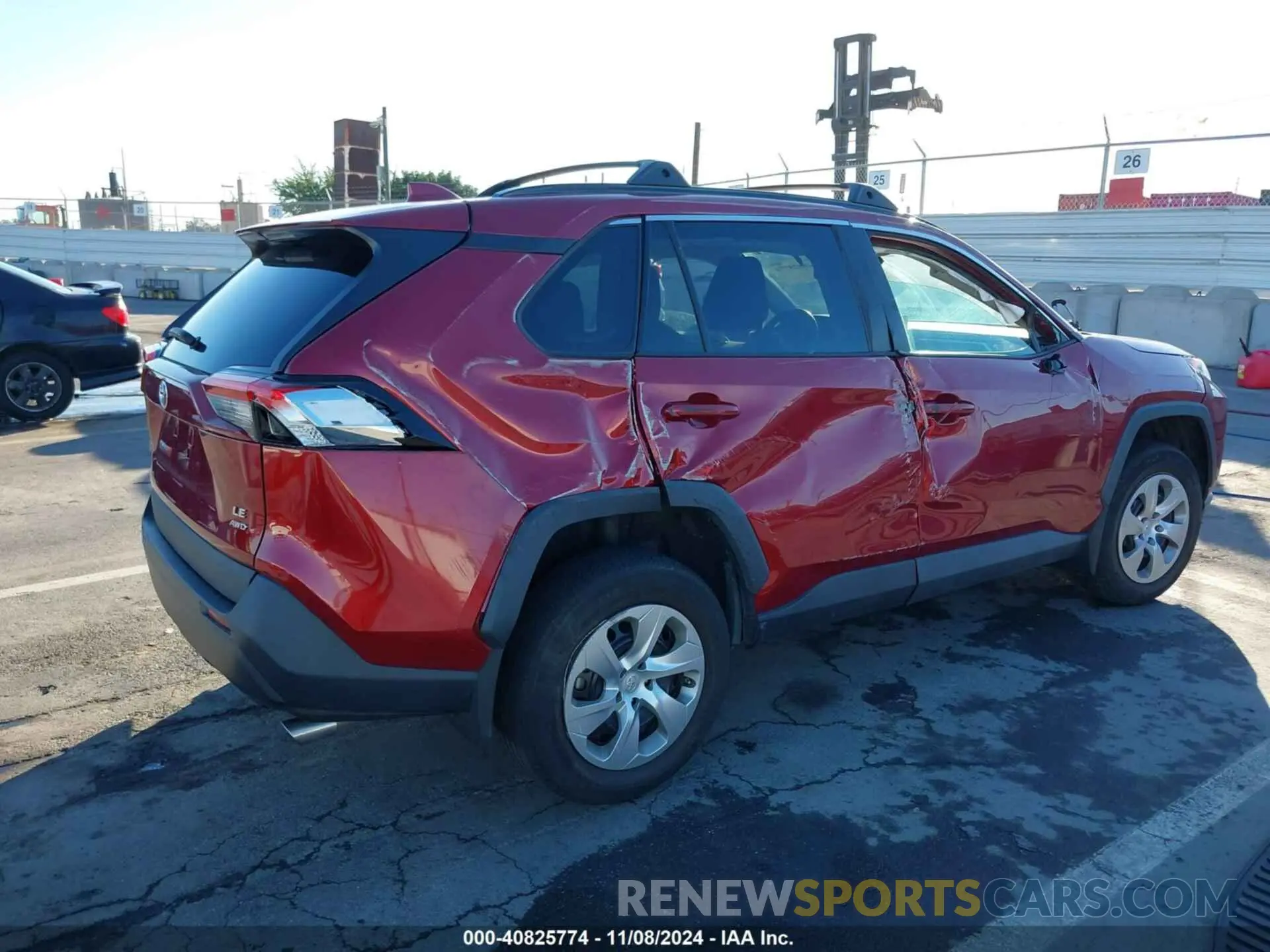 4 Photograph of a damaged car 2T3F1RFV0MW217290 TOYOTA RAV4 2021
