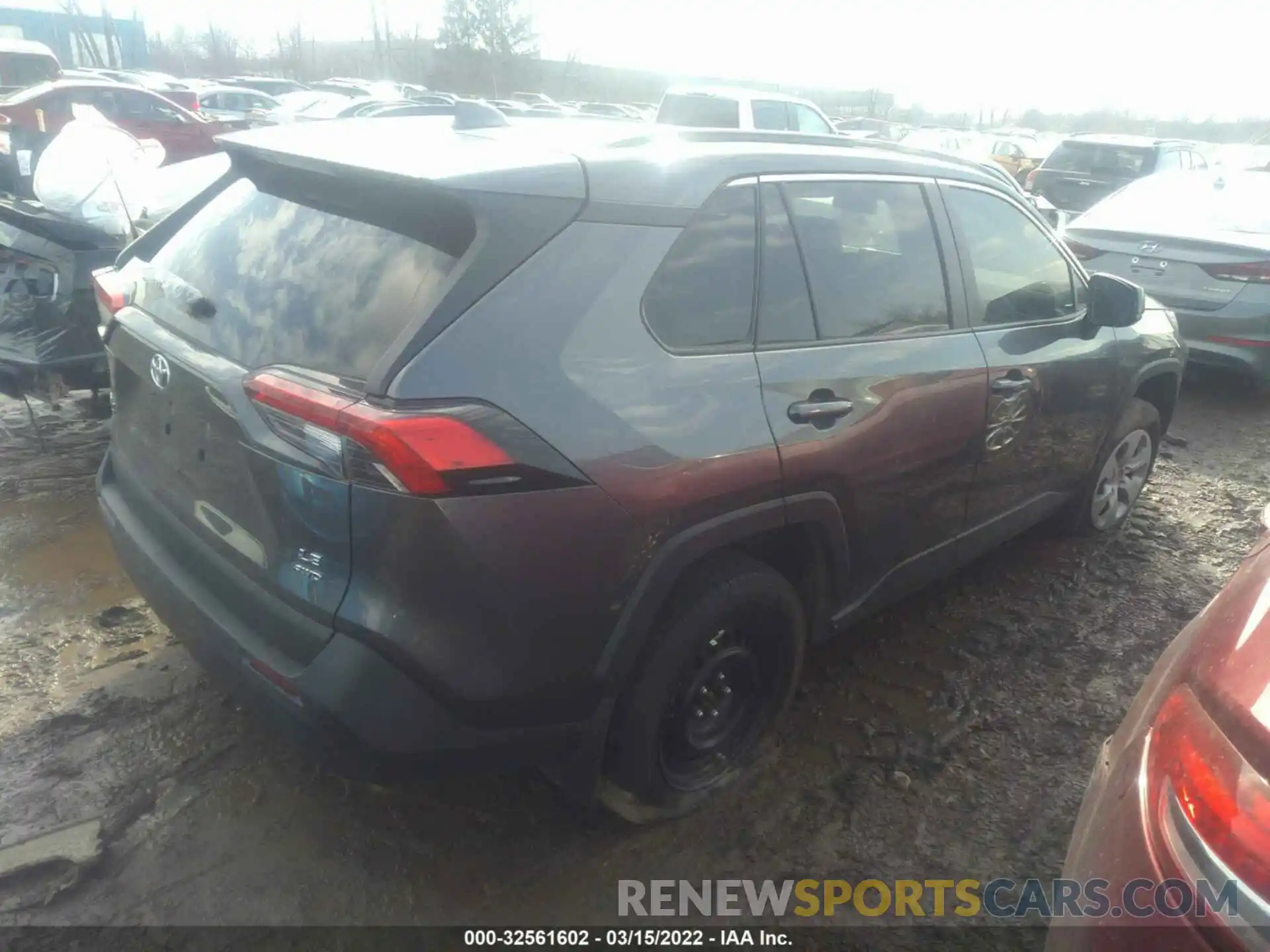 4 Photograph of a damaged car 2T3F1RFV1MC218224 TOYOTA RAV4 2021