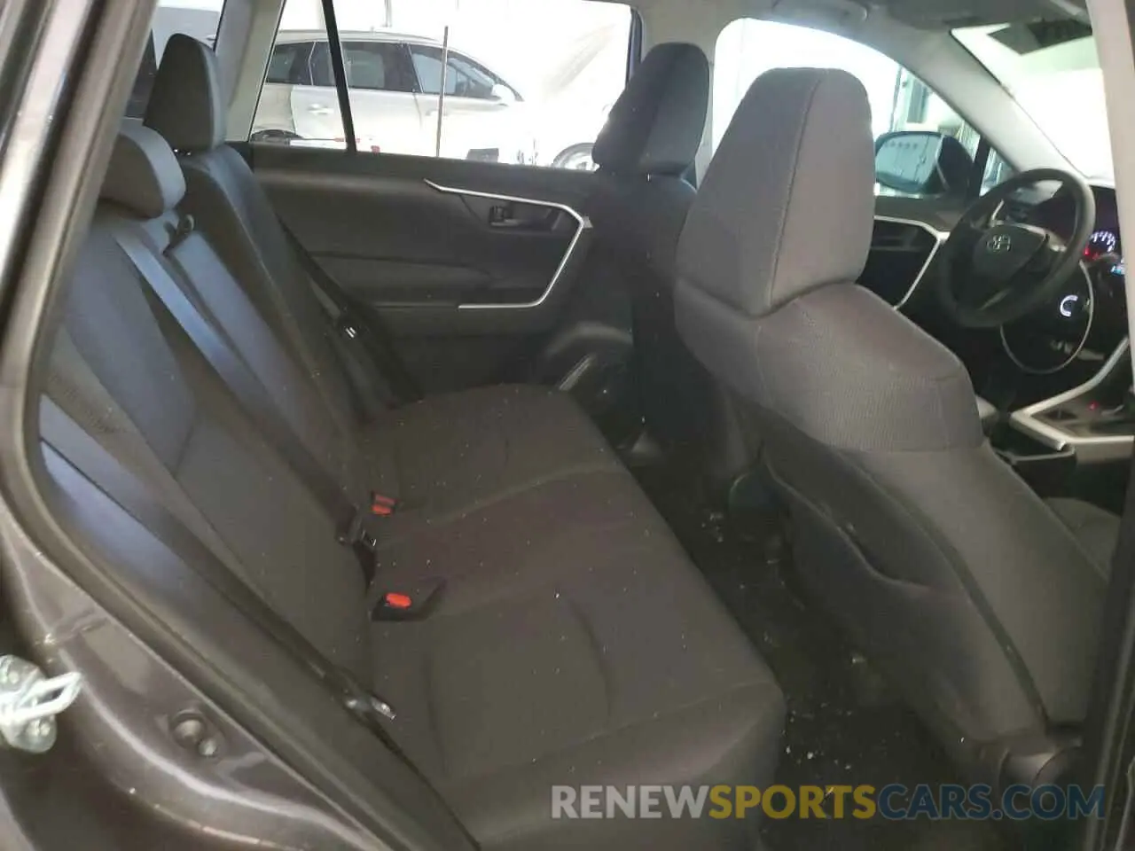 11 Photograph of a damaged car 2T3F1RFV1MC227151 TOYOTA RAV4 2021