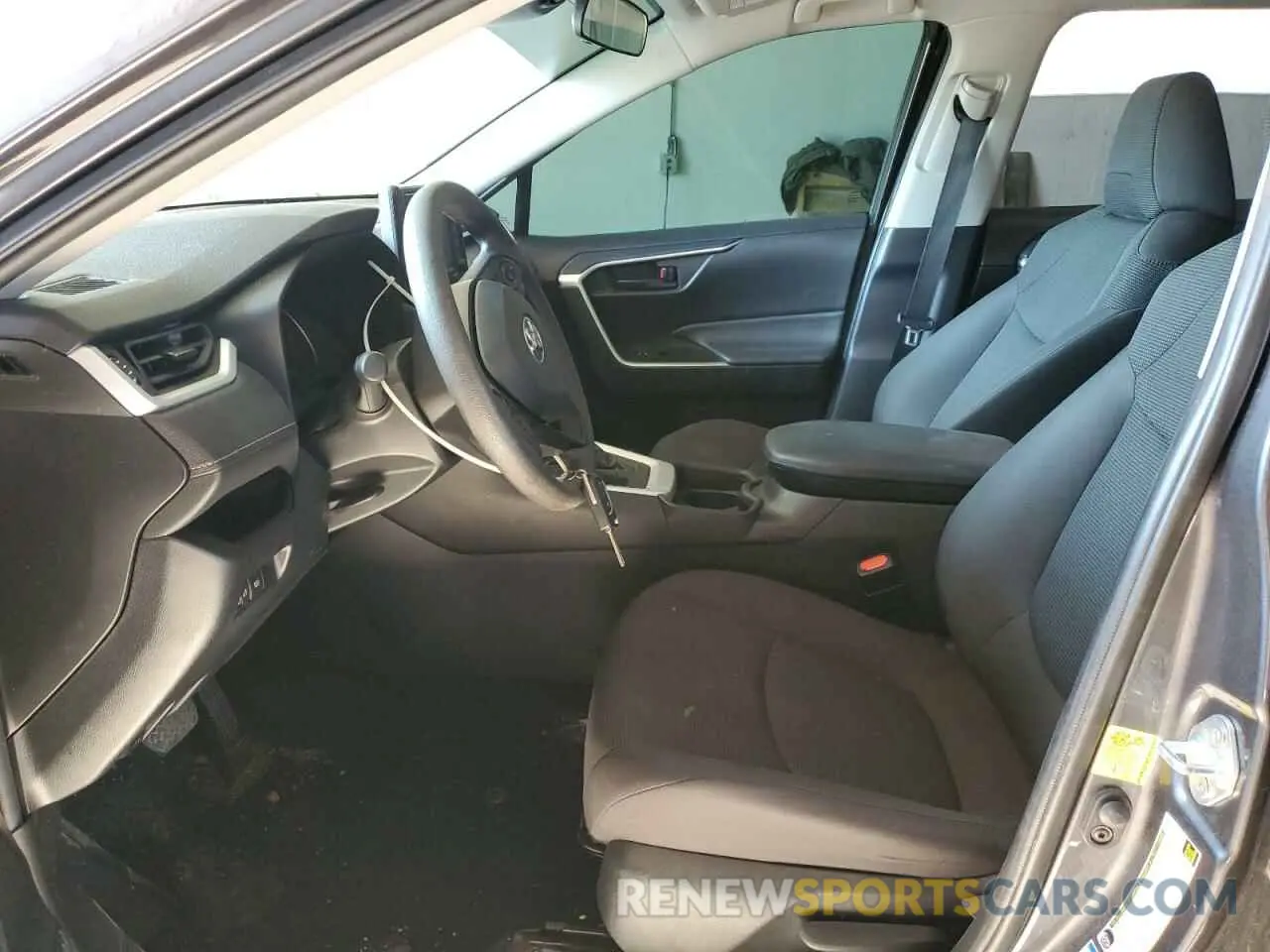 7 Photograph of a damaged car 2T3F1RFV1MC227151 TOYOTA RAV4 2021