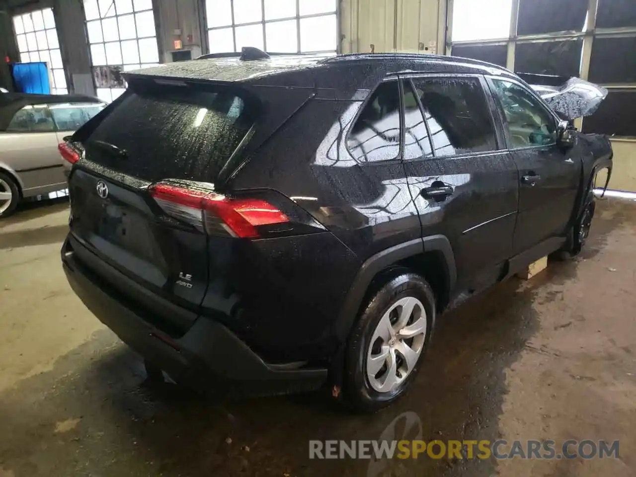 4 Photograph of a damaged car 2T3F1RFV1MC235587 TOYOTA RAV4 2021