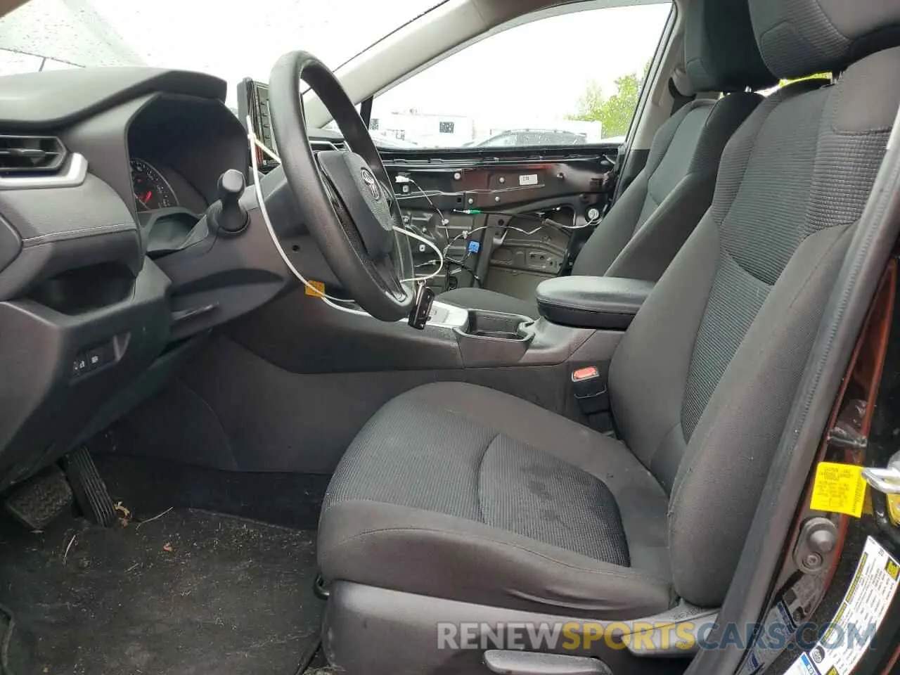 7 Photograph of a damaged car 2T3F1RFV1MC248727 TOYOTA RAV4 2021