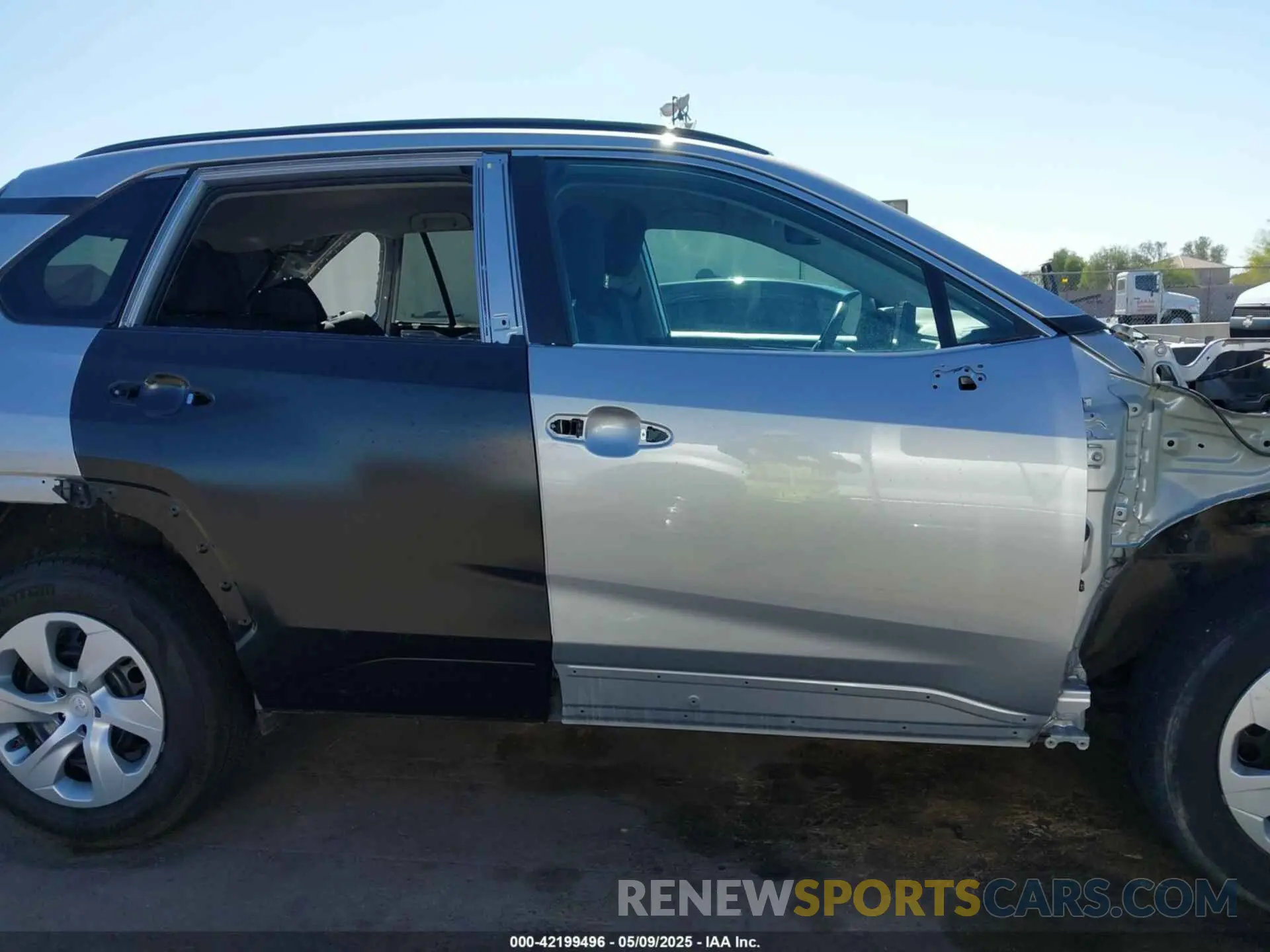 14 Photograph of a damaged car 2T3F1RFV1MC249117 TOYOTA RAV4 2021