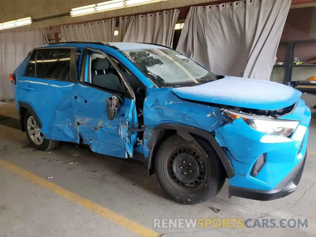 4 Photograph of a damaged car 2T3F1RFV1MW176295 TOYOTA RAV4 2021