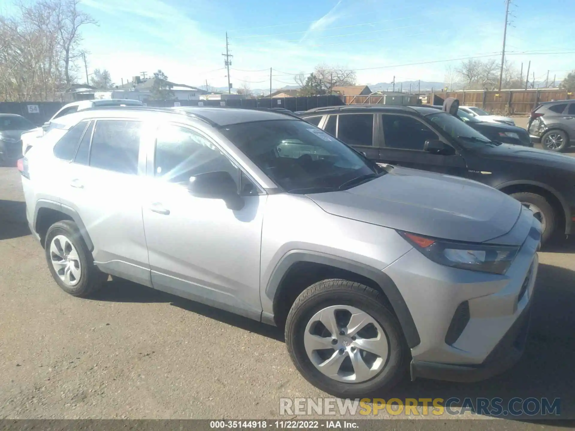 1 Photograph of a damaged car 2T3F1RFV1MW204497 TOYOTA RAV4 2021