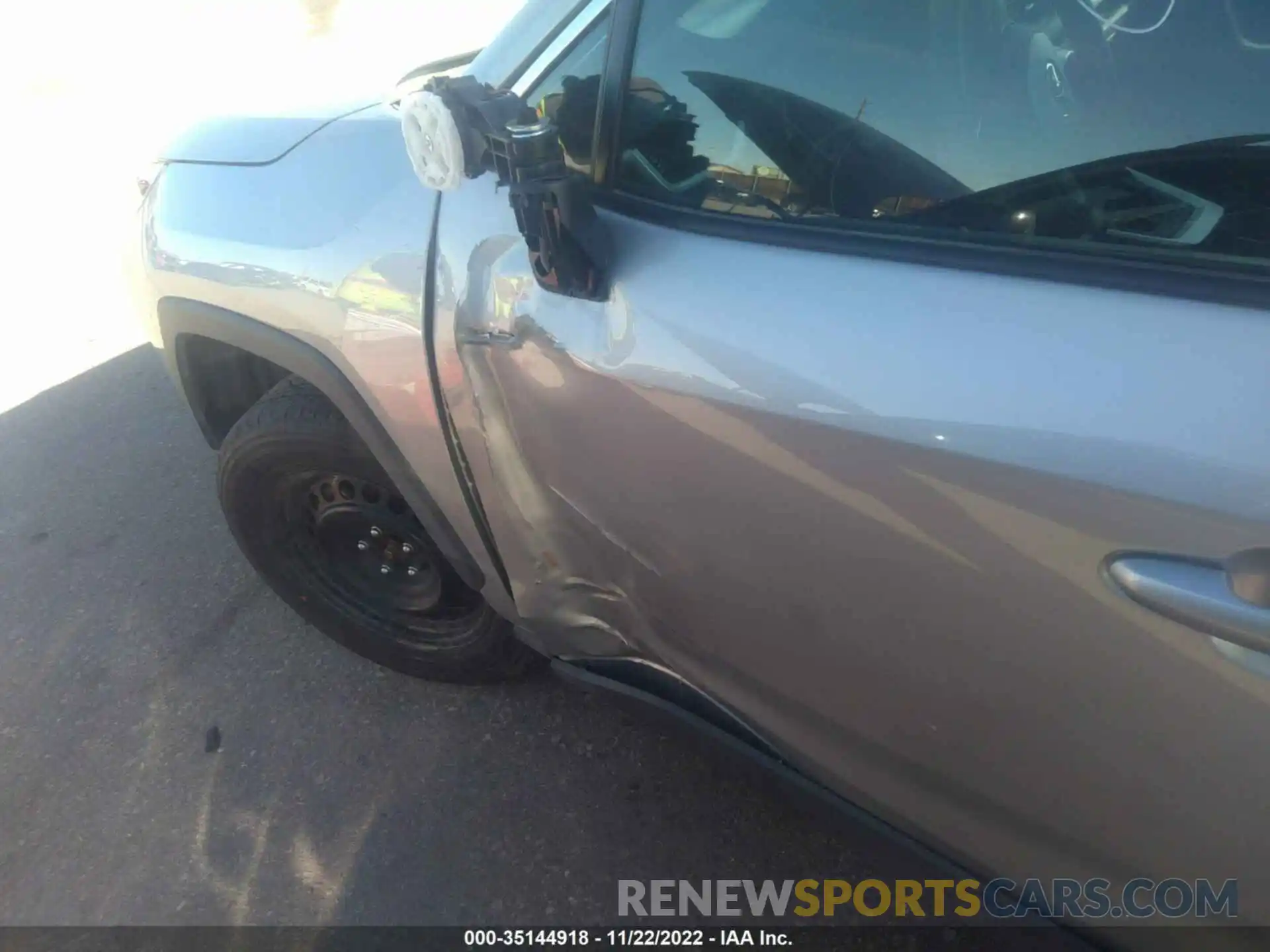 6 Photograph of a damaged car 2T3F1RFV1MW204497 TOYOTA RAV4 2021