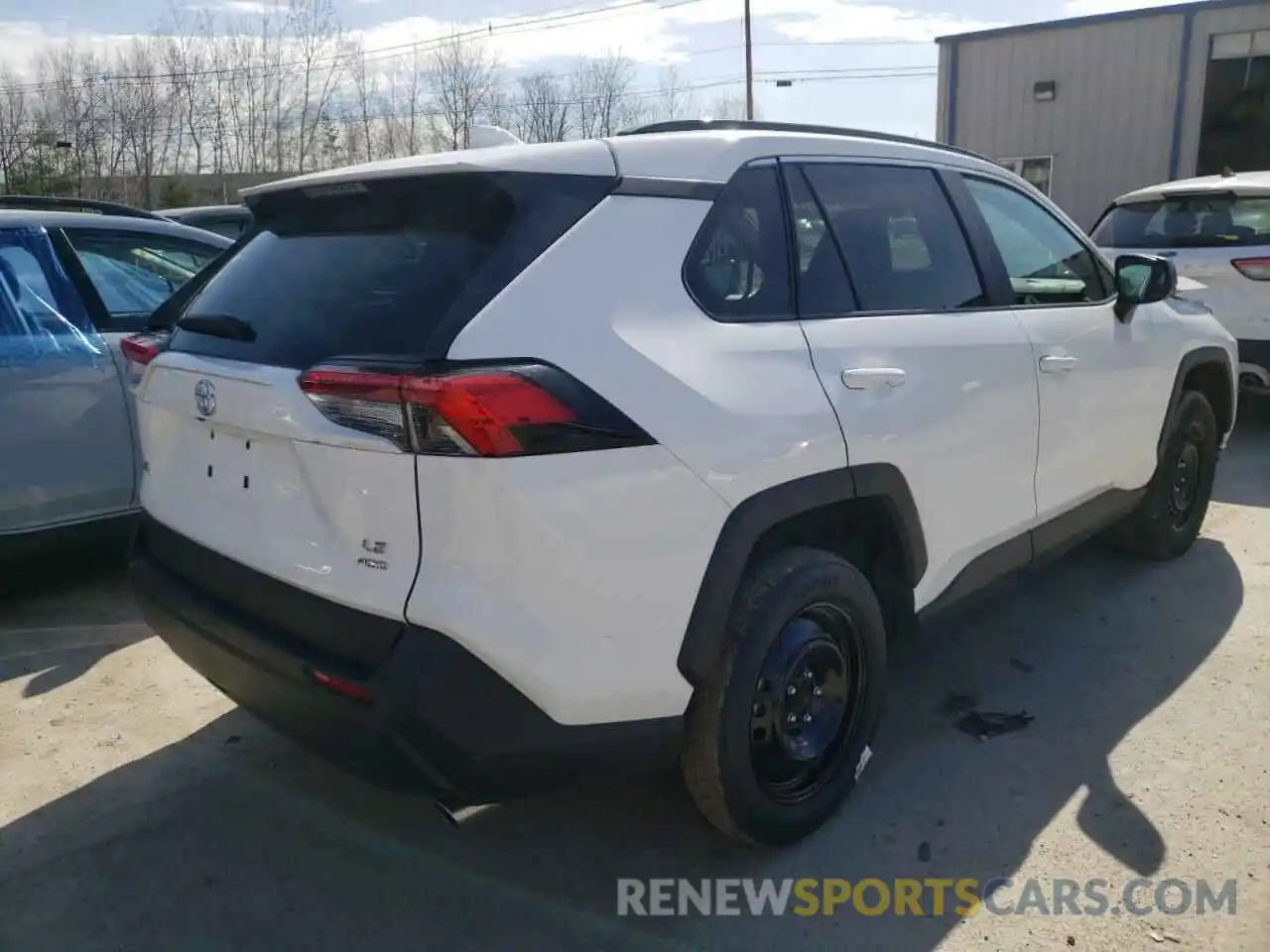 4 Photograph of a damaged car 2T3F1RFV1MW204550 TOYOTA RAV4 2021