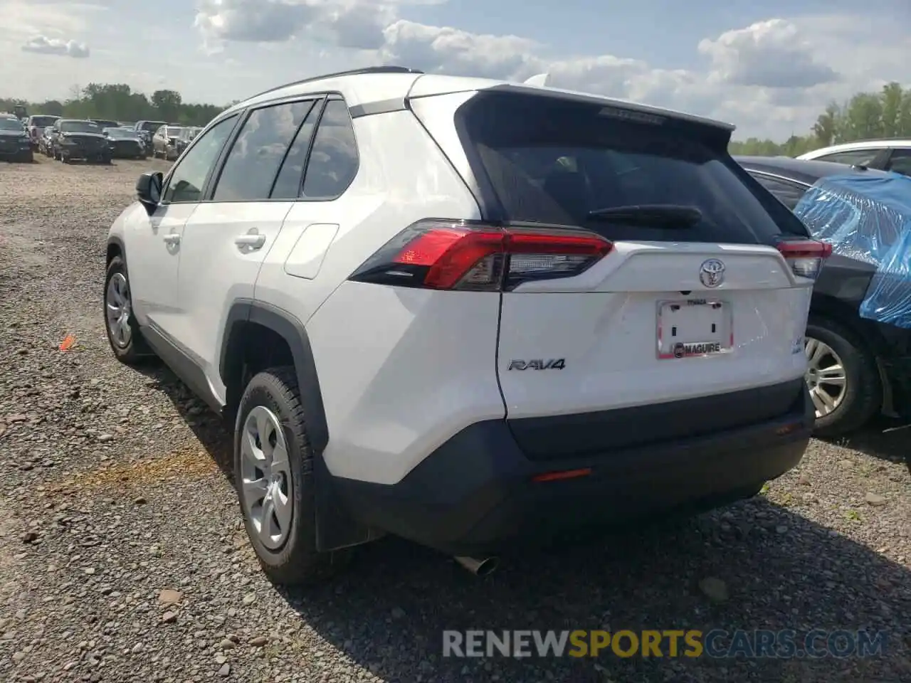 3 Photograph of a damaged car 2T3F1RFV2MC170409 TOYOTA RAV4 2021