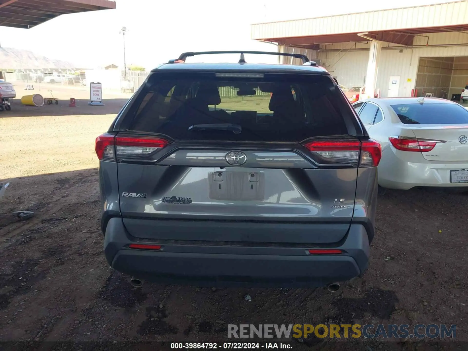 16 Photograph of a damaged car 2T3F1RFV2MC172242 TOYOTA RAV4 2021