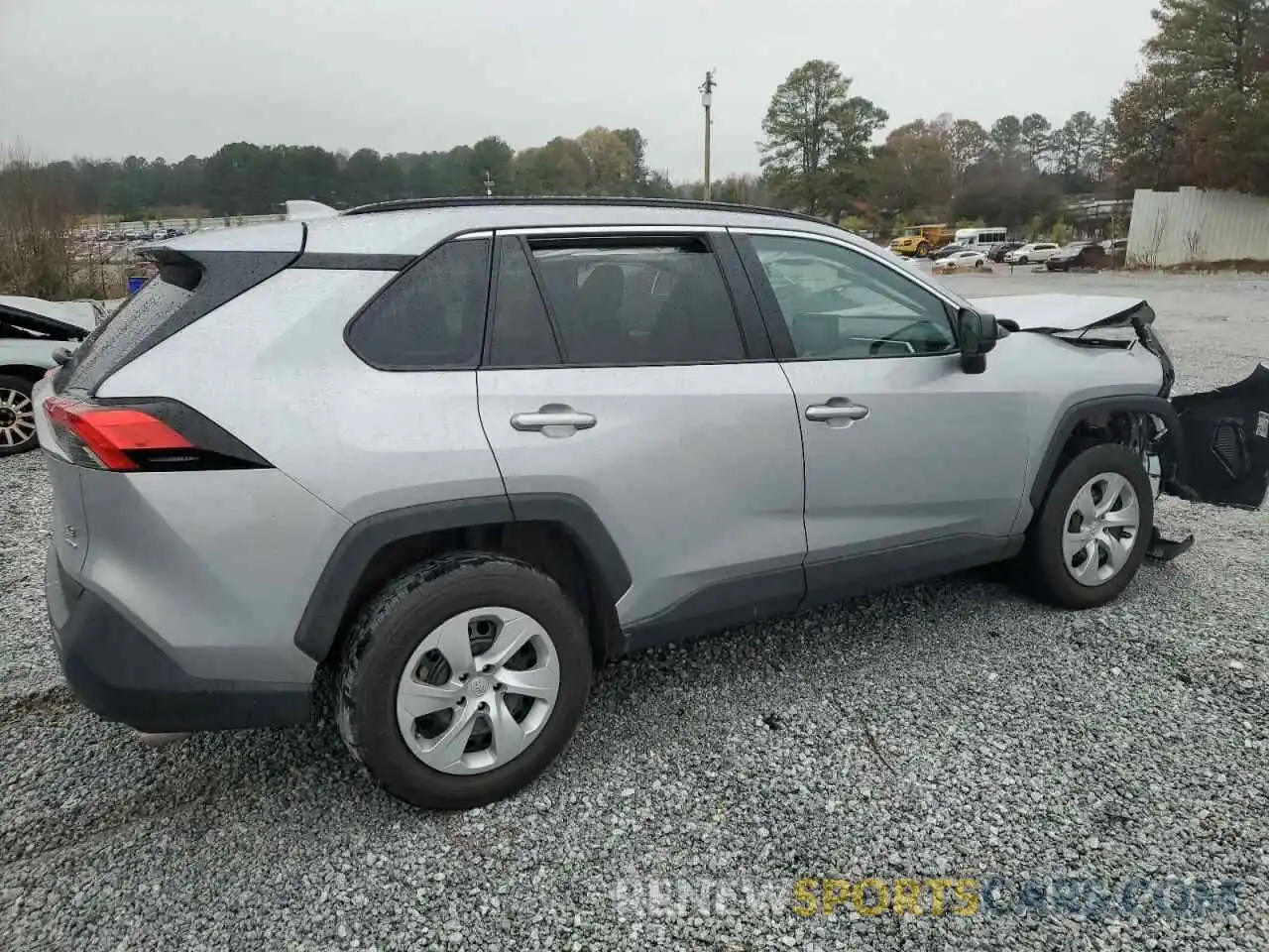 3 Photograph of a damaged car 2T3F1RFV2MC185993 TOYOTA RAV4 2021