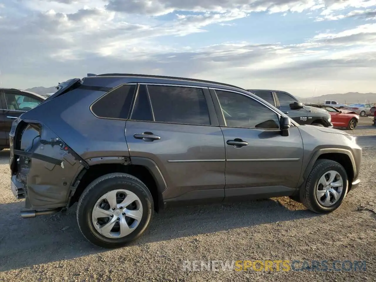 3 Photograph of a damaged car 2T3F1RFV2MC207801 TOYOTA RAV4 2021