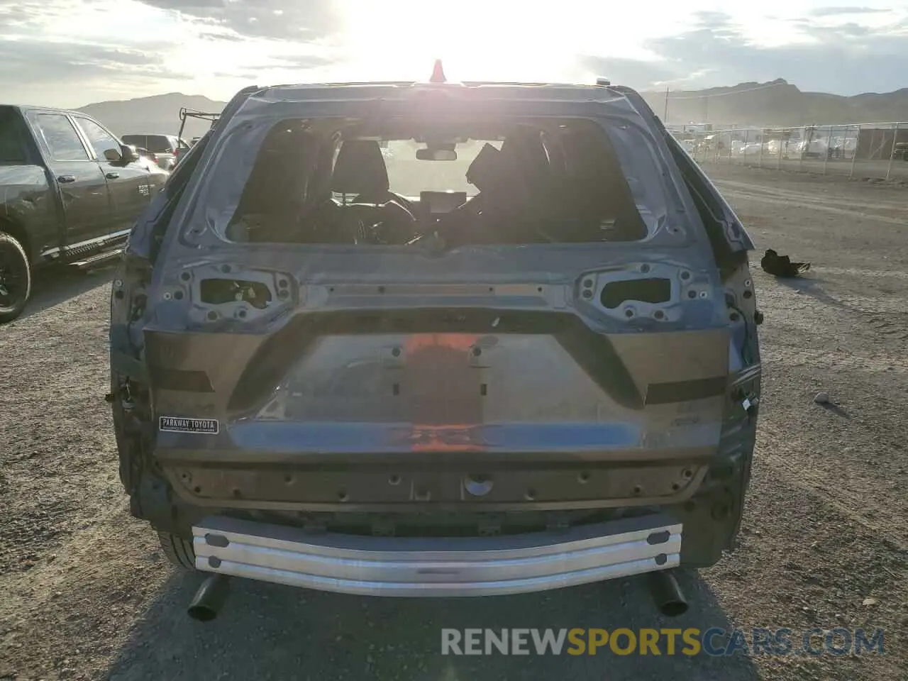 6 Photograph of a damaged car 2T3F1RFV2MC207801 TOYOTA RAV4 2021