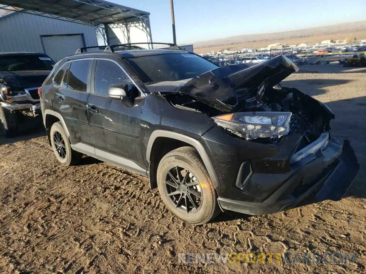 4 Photograph of a damaged car 2T3F1RFV2MC223285 TOYOTA RAV4 2021