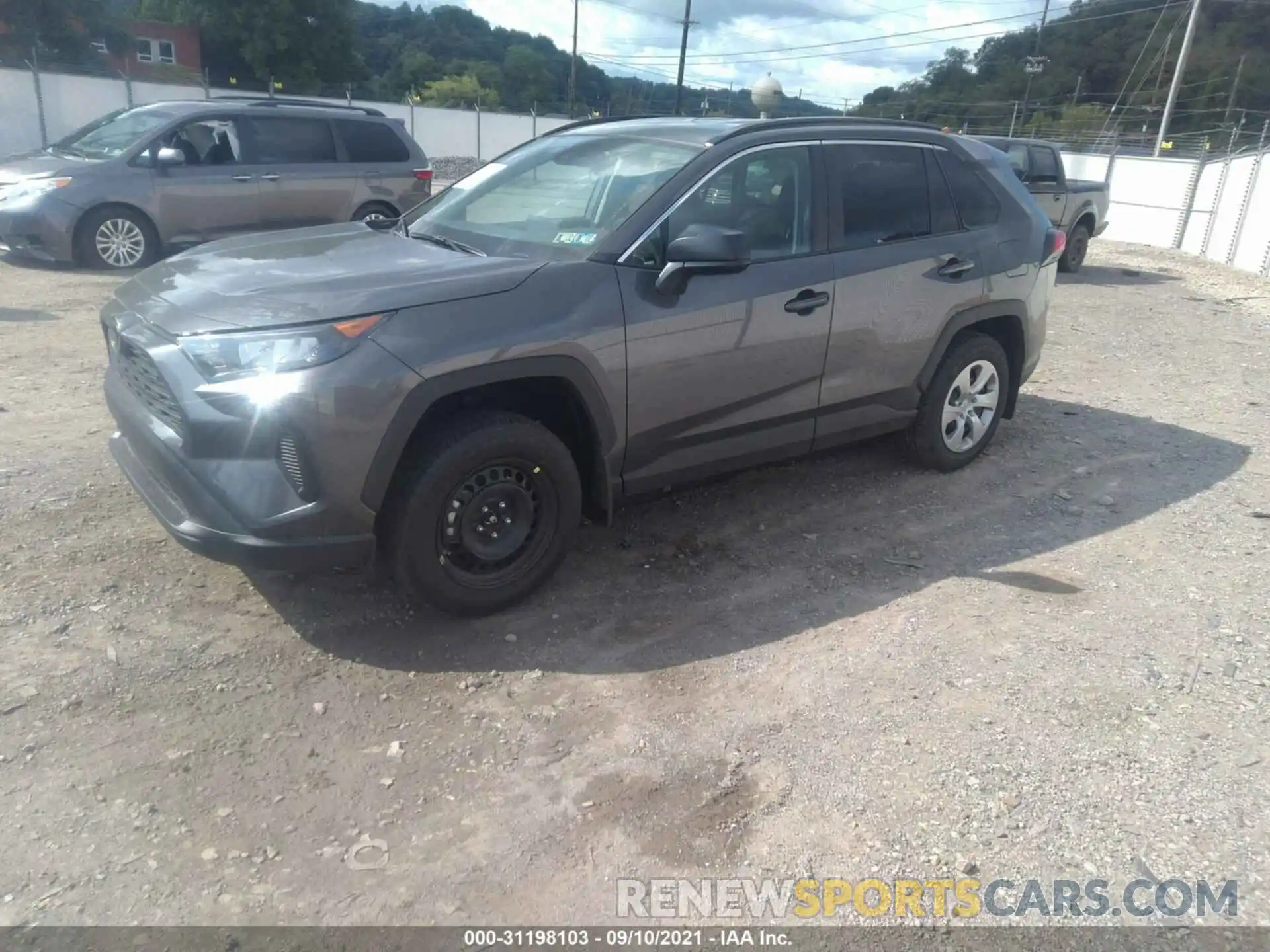 2 Photograph of a damaged car 2T3F1RFV2MC227689 TOYOTA RAV4 2021