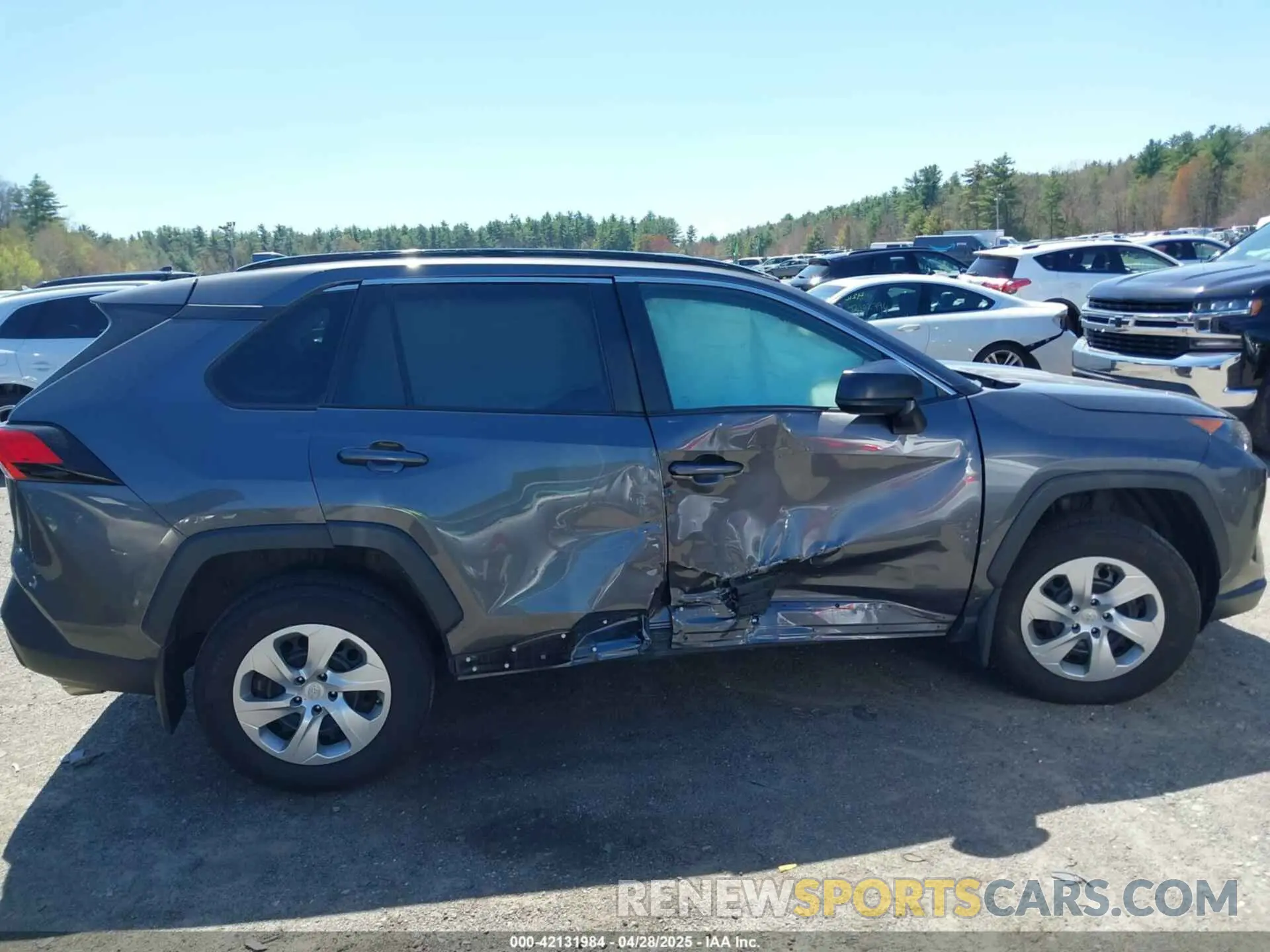 13 Photograph of a damaged car 2T3F1RFV2MC237378 TOYOTA RAV4 2021