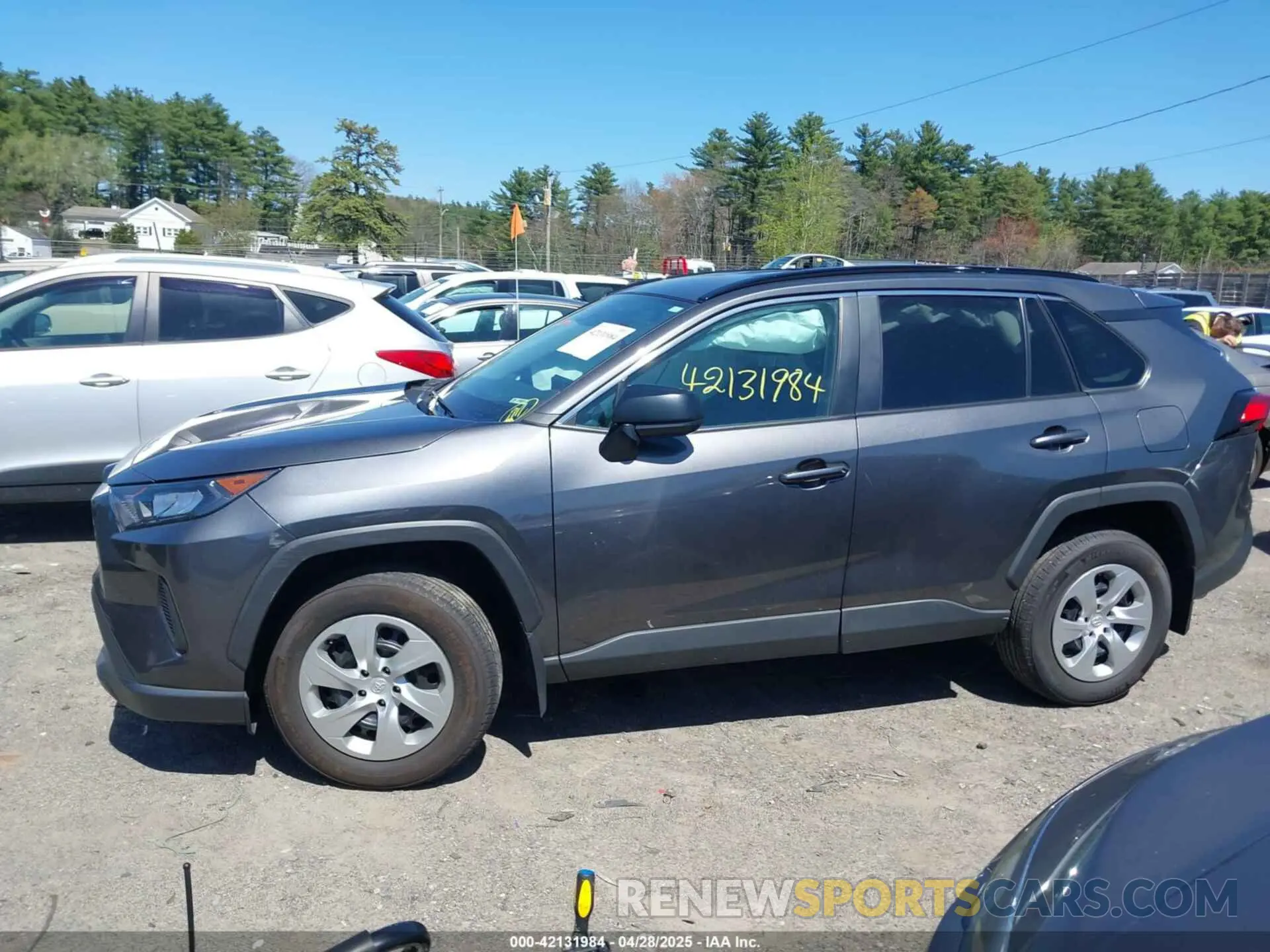 14 Photograph of a damaged car 2T3F1RFV2MC237378 TOYOTA RAV4 2021