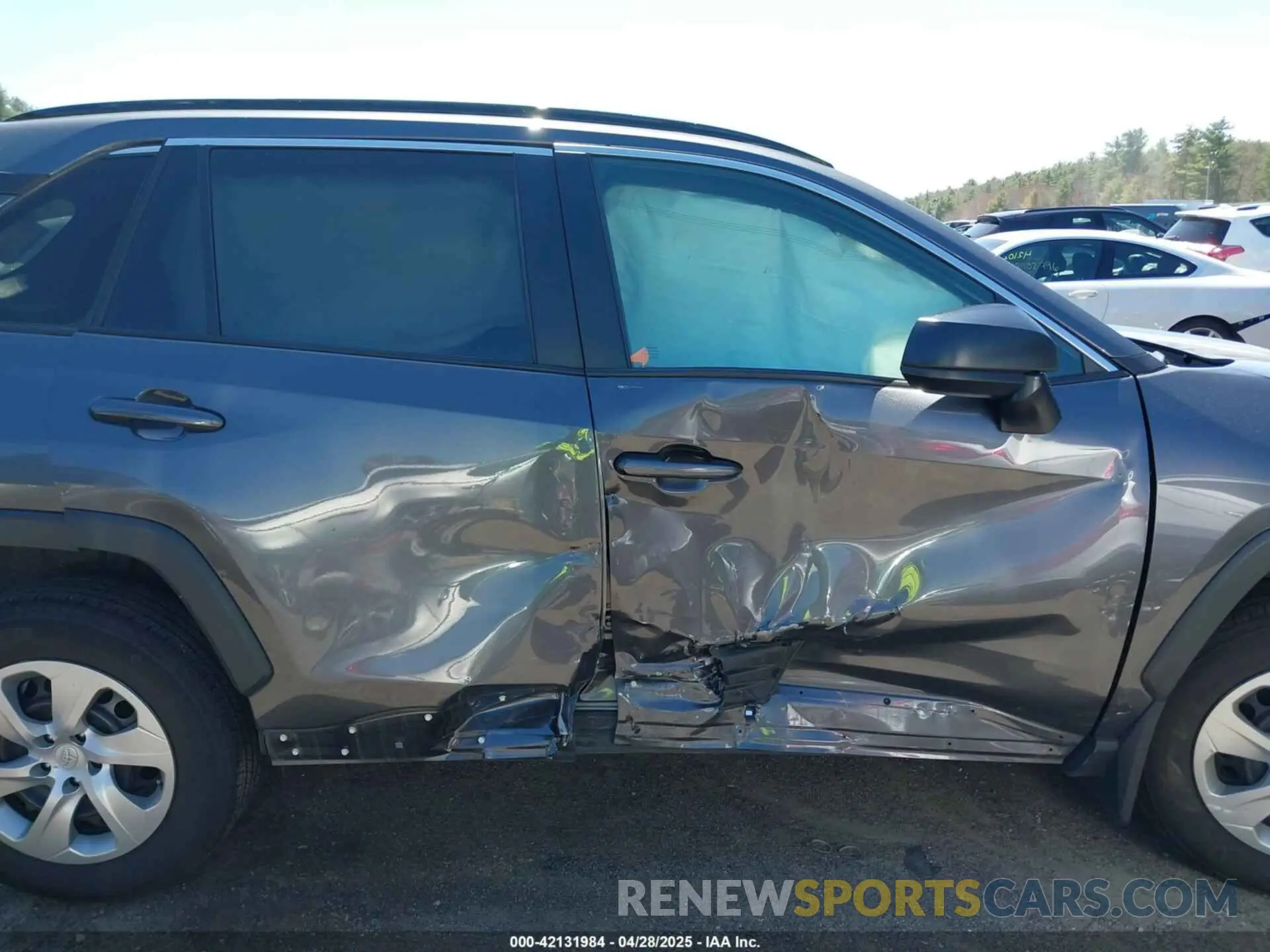 6 Photograph of a damaged car 2T3F1RFV2MC237378 TOYOTA RAV4 2021