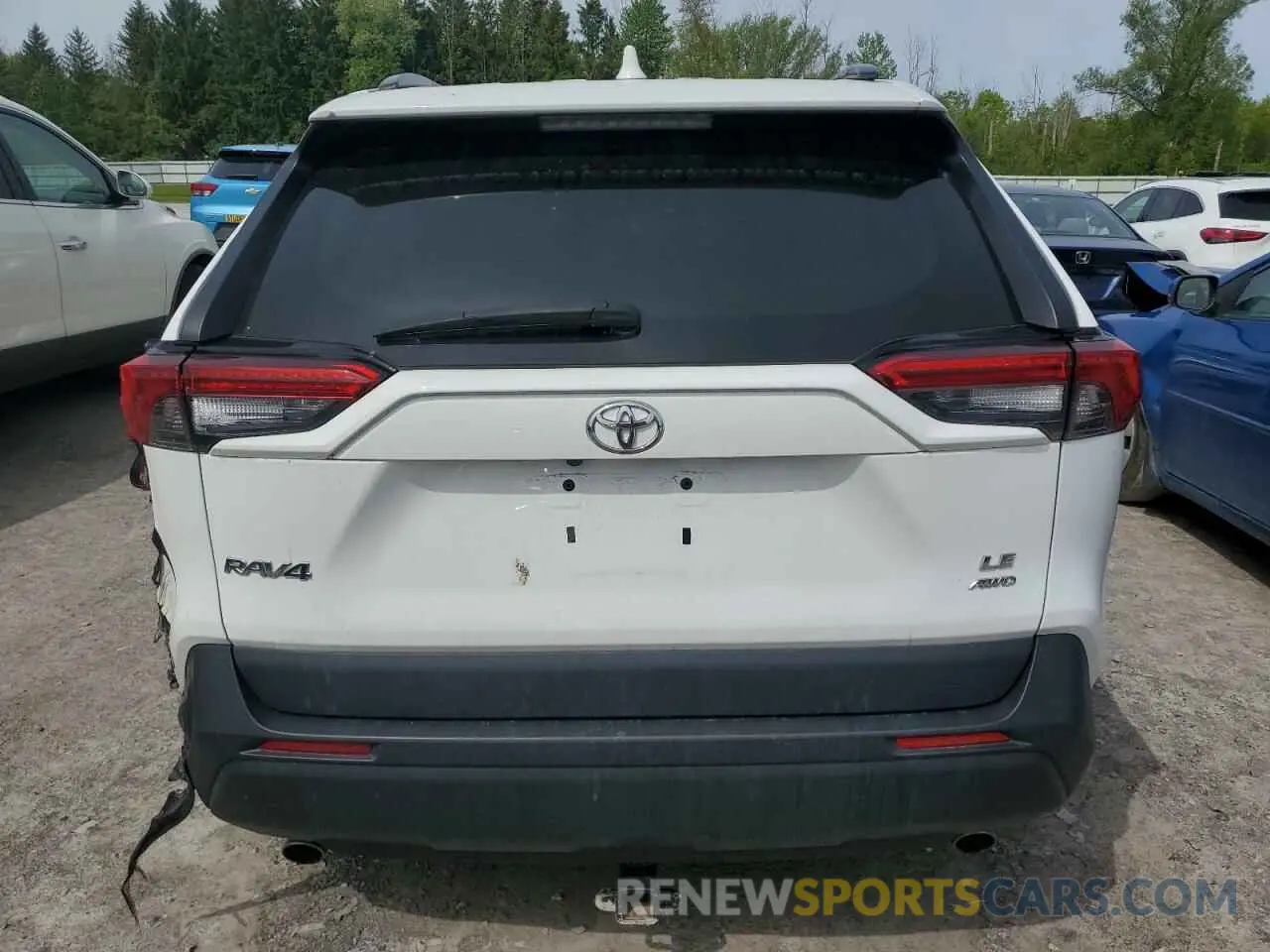 6 Photograph of a damaged car 2T3F1RFV2MC245769 TOYOTA RAV4 2021