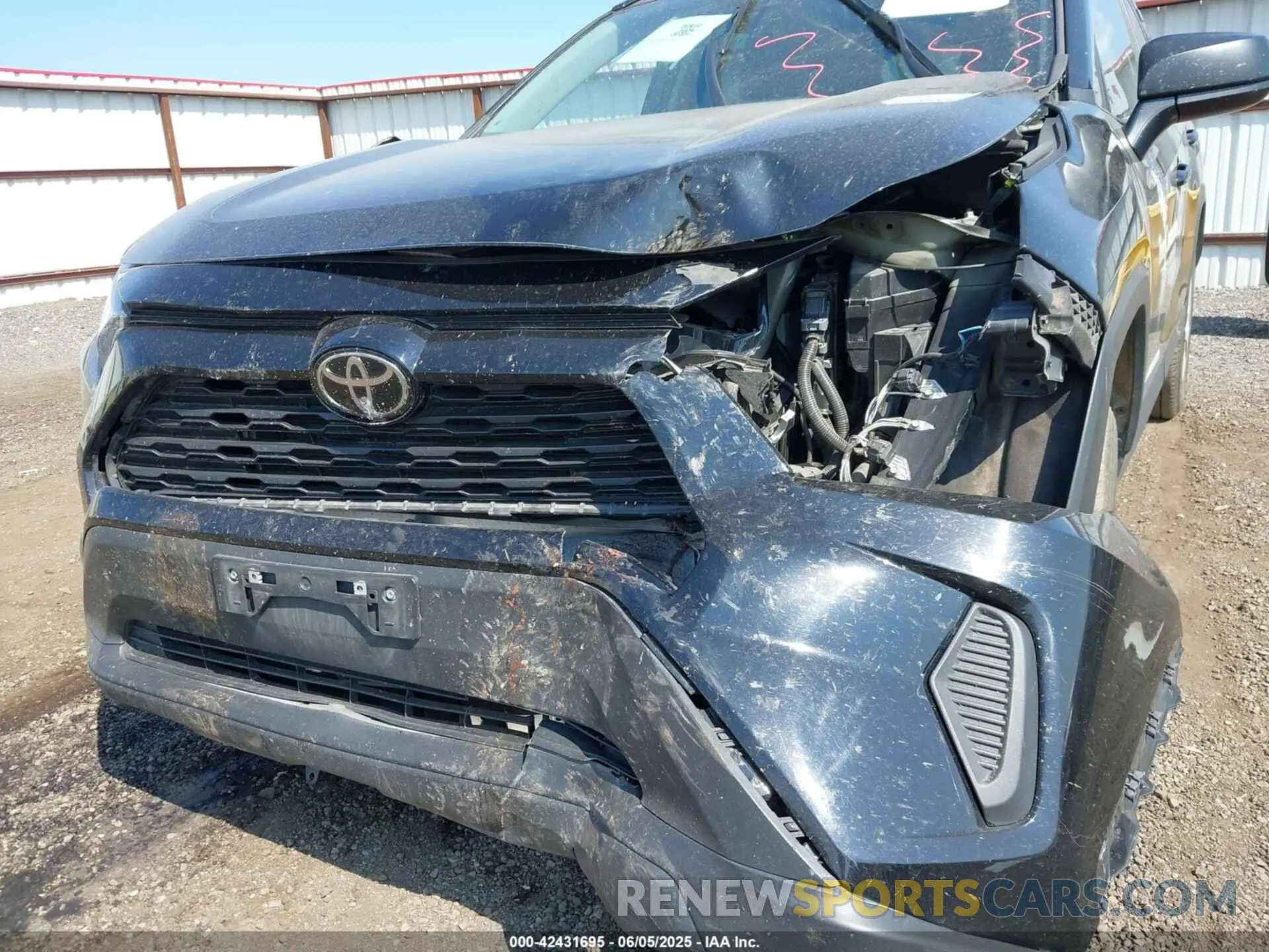 6 Photograph of a damaged car 2T3F1RFV2MC250048 TOYOTA RAV4 2021